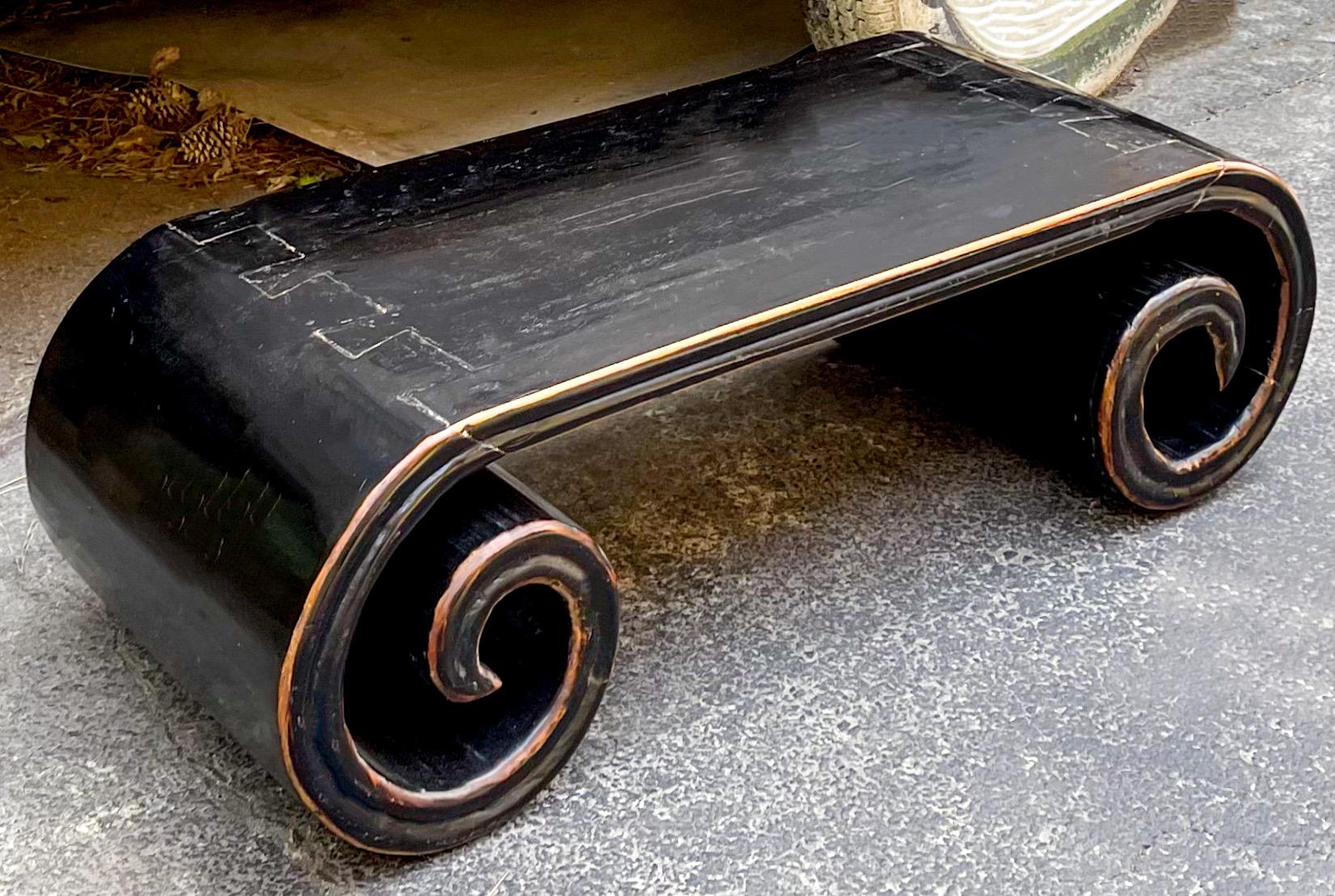 ebony scroller