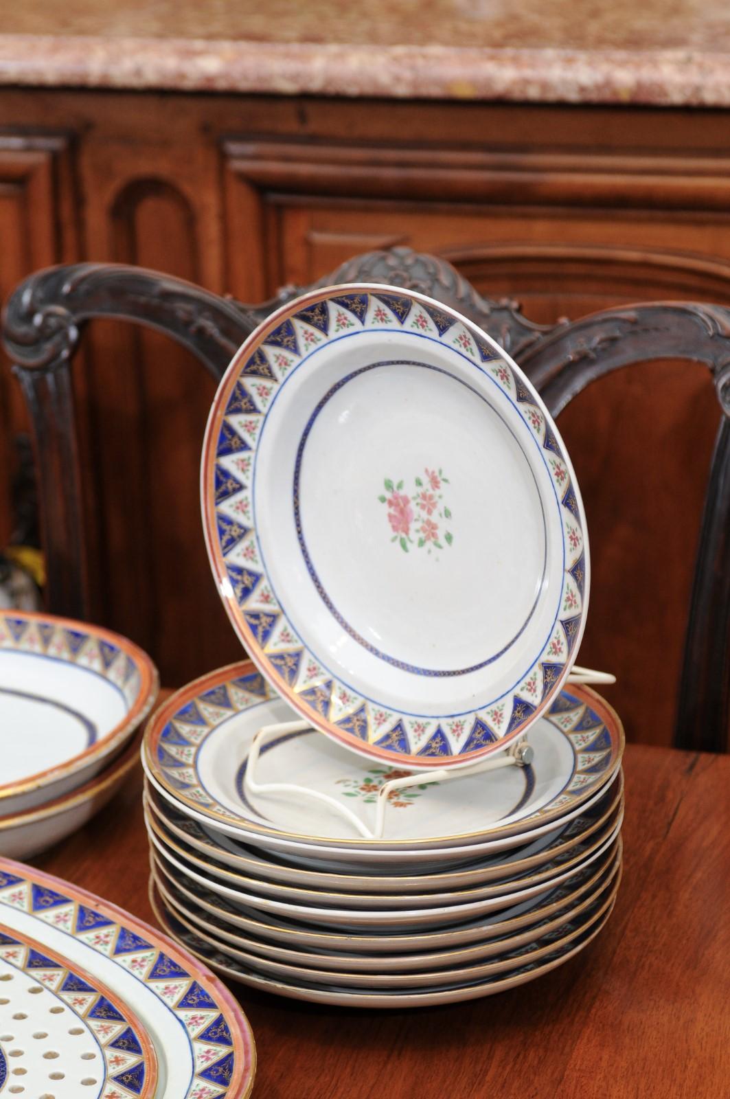 19th C. Chinese Export Famille Rose Porcelain Part-Dinner Service, 45 Piece Set For Sale 10