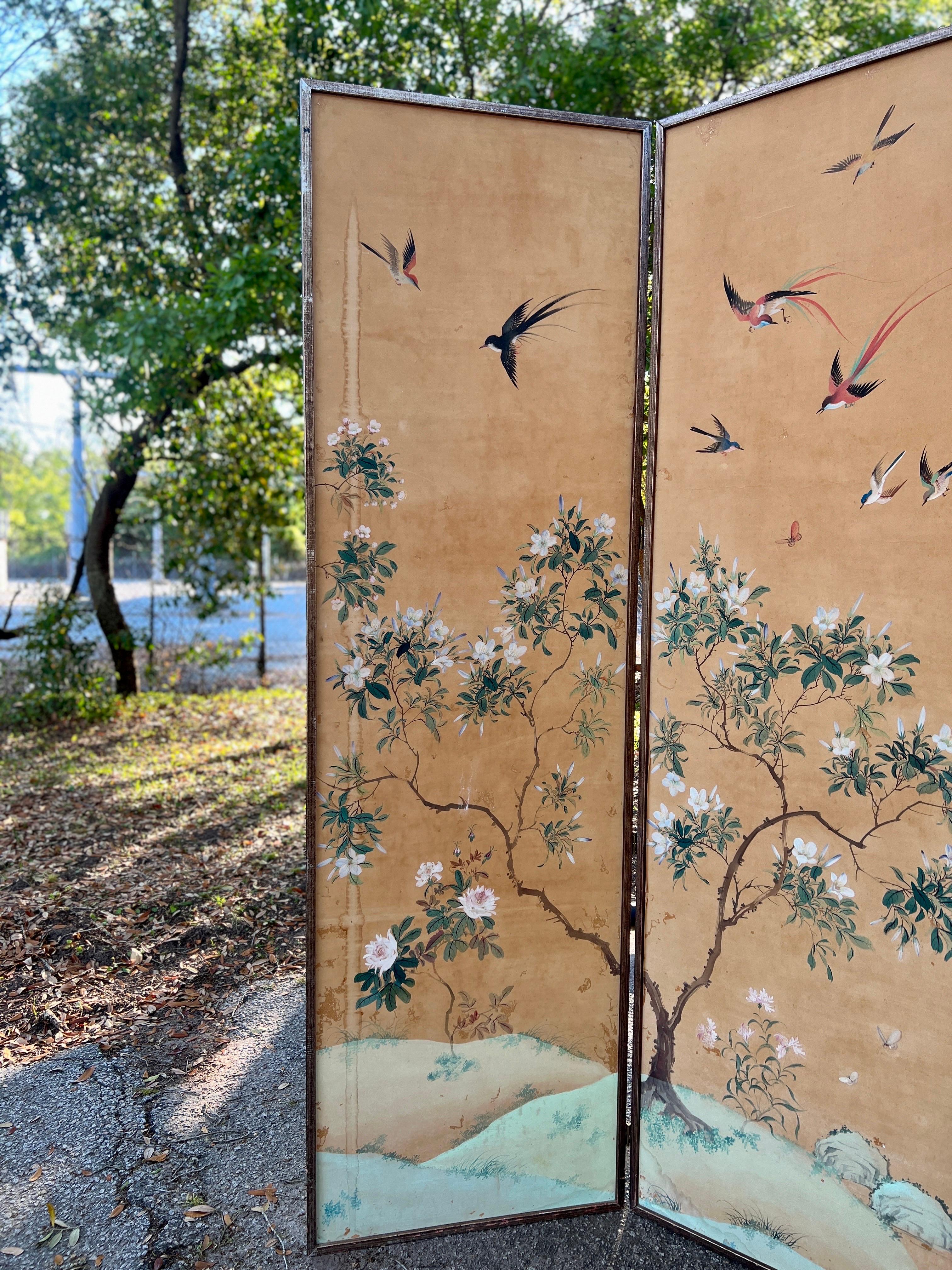 19th C. Chinese Hand Painted Silk 6-Panel Wallpaper Floor Screen Mounted As A Pr For Sale 9