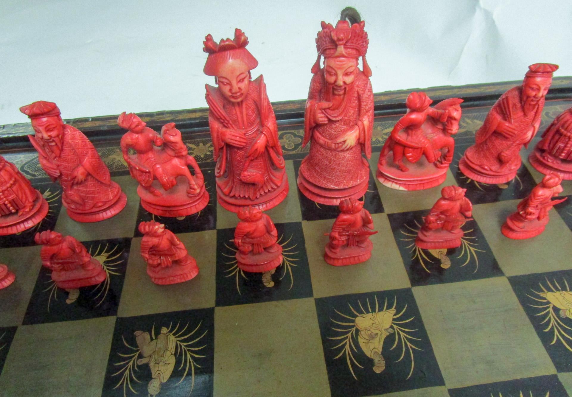 19th Century Chinese Lacquer Giltwood Board Chess Set 3