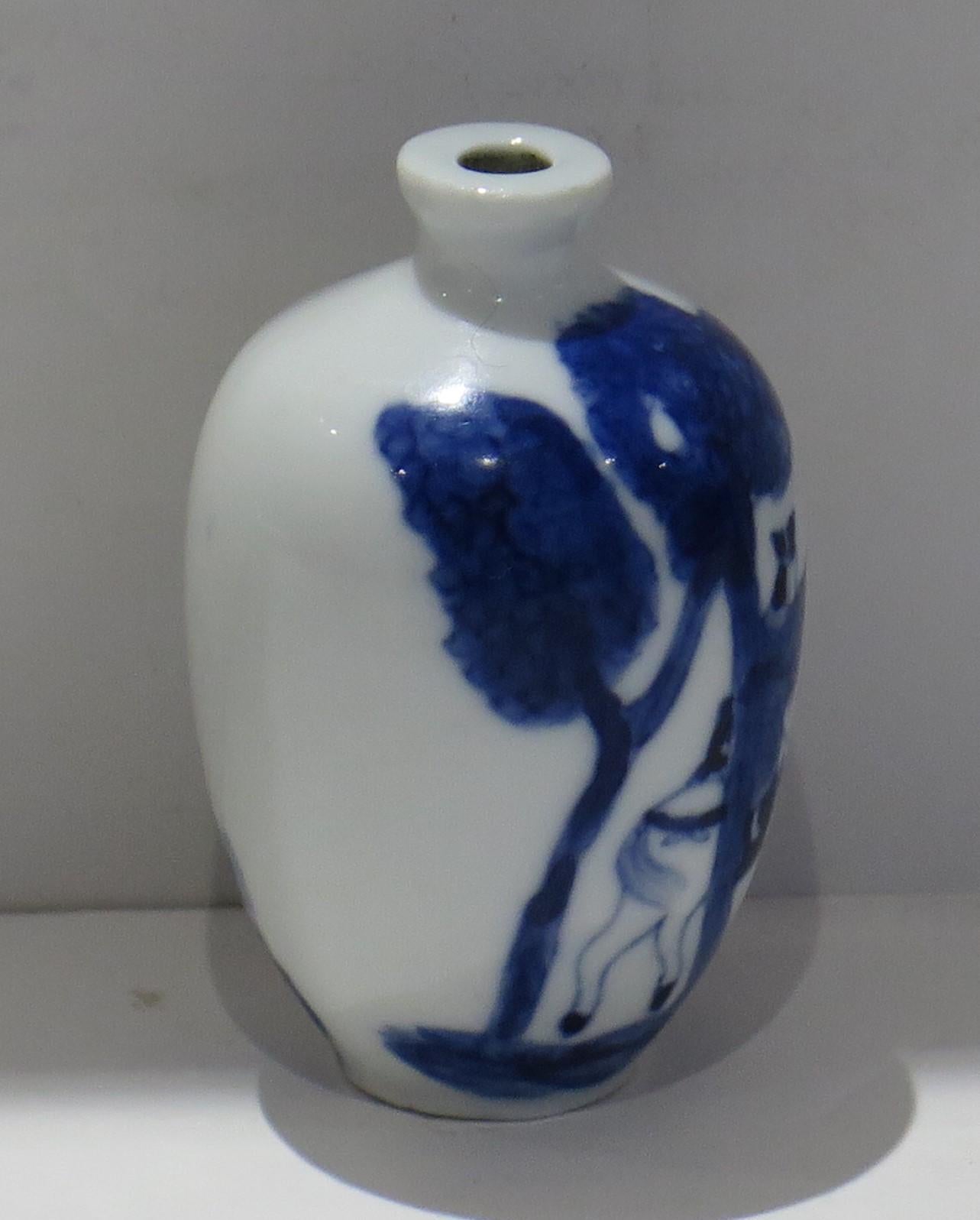 Hand-Painted 19th C Chinese Porcelain Snuff Bottle Blue & White Hand Painted, Qing Xianfeng For Sale