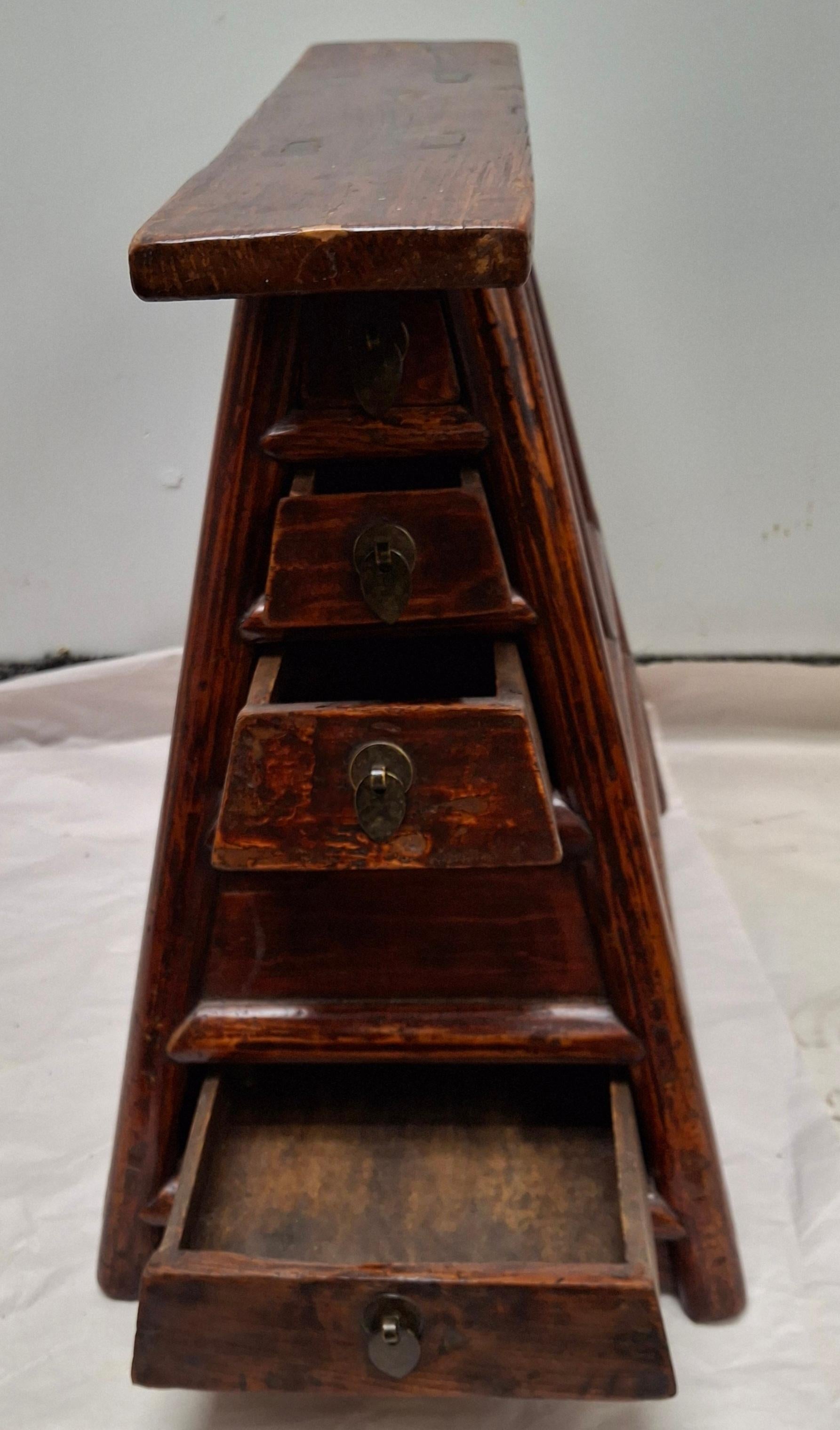 Chinesischer Barbierhocker/Bank im Qing-Stil aus dem 19. im Angebot 2