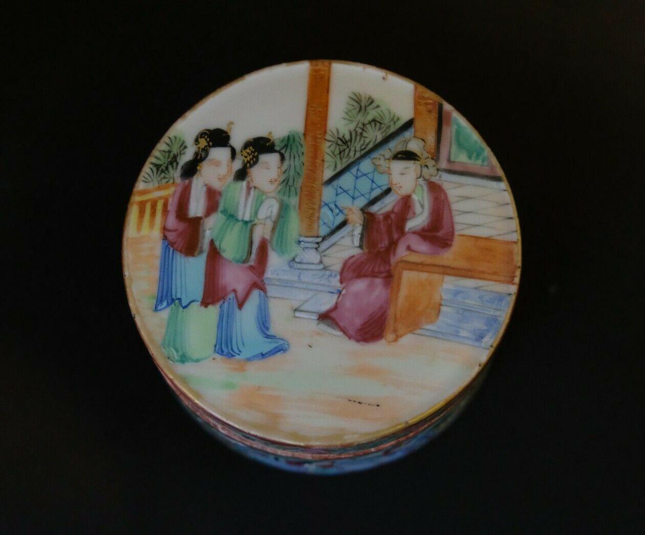 Other 19th C. Chinese Rose Mandarin Round Box with Lid For Sale