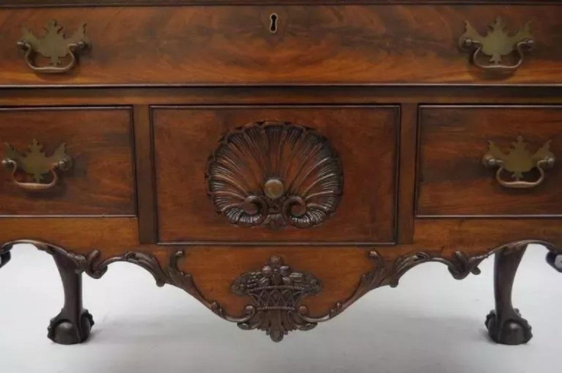 Cassettiera alta in stile Chippendale del XIX secolo, in mogano, con Ball e Claw In condizioni buone in vendita a Philadelphia, PA