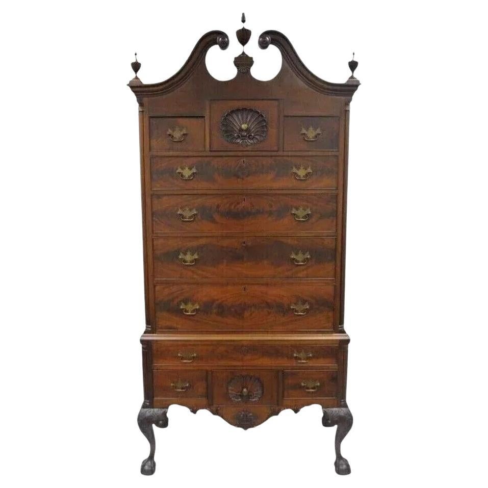 Cassettiera alta in stile Chippendale del XIX secolo, in mogano, con Ball e Claw