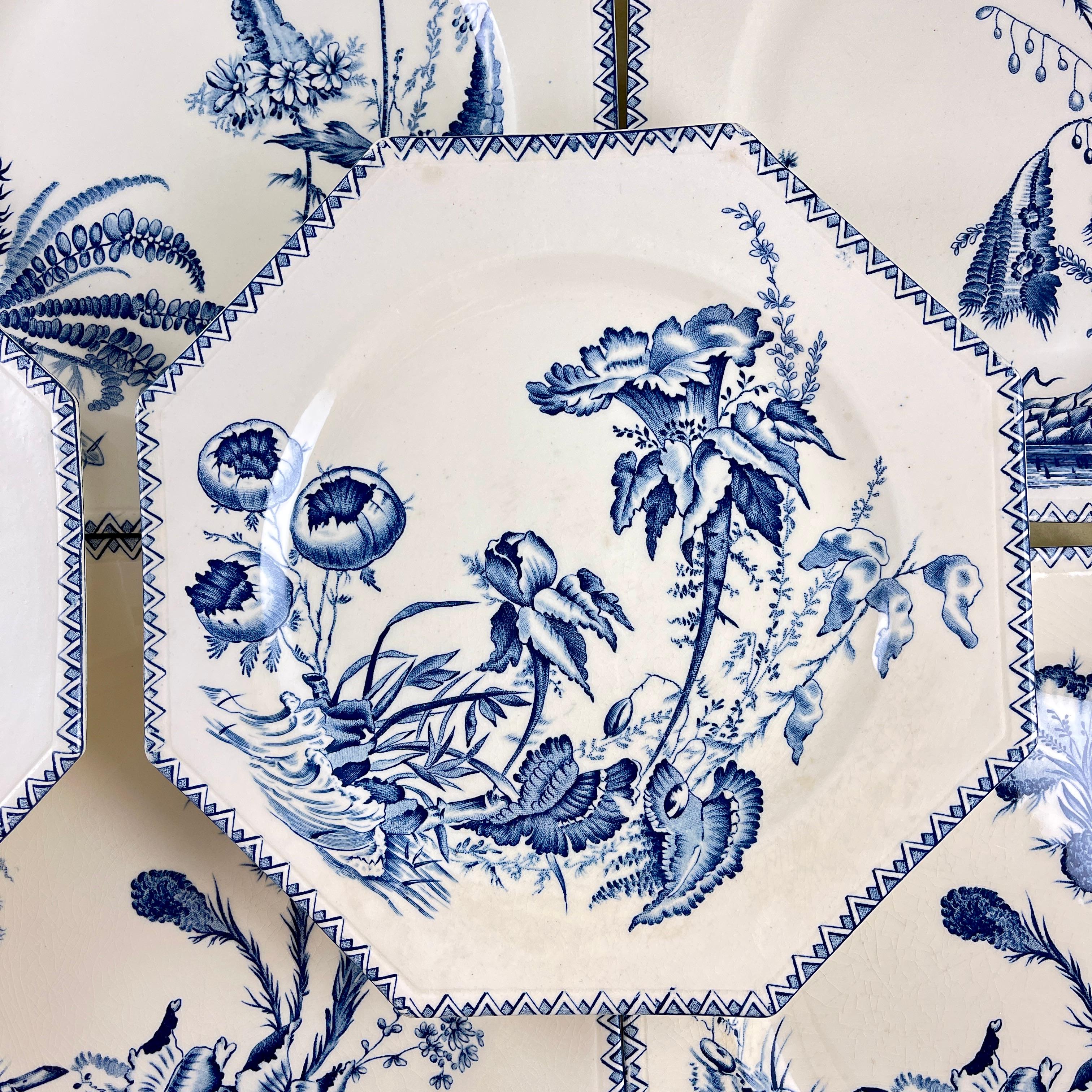  19th C. Clairefontaine French Faïence Indiana Pattern Dinner Plates, set of 8 In Good Condition In Philadelphia, PA