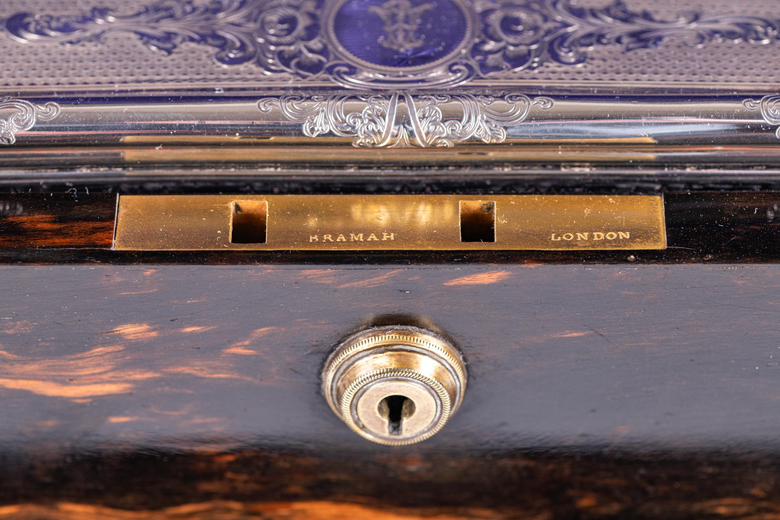 19th C. Coromandel & Silver-Mounted Vanity Case Retailed By Mayer & Co Liverpool For Sale 1