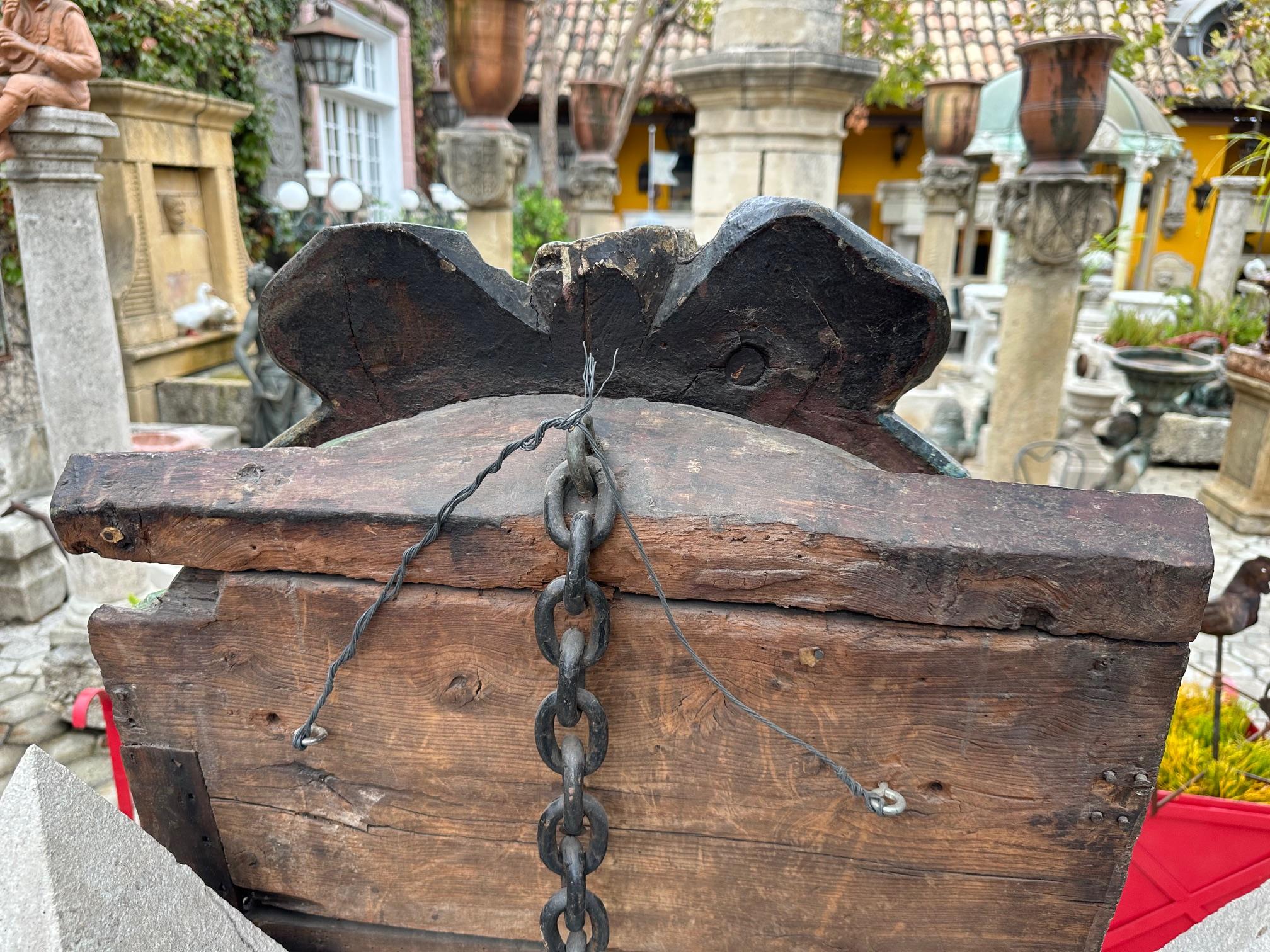 A.I.C. Medaglione a forma di chiatta Marittima Maria Legno Londra Placca d'Arte Antiques in vendita 10