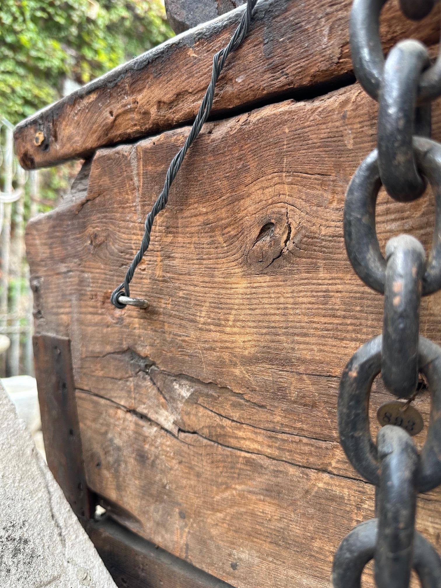 A.I.C. Medaglione a forma di chiatta Marittima Maria Legno Londra Placca d'Arte Antiques in vendita 13