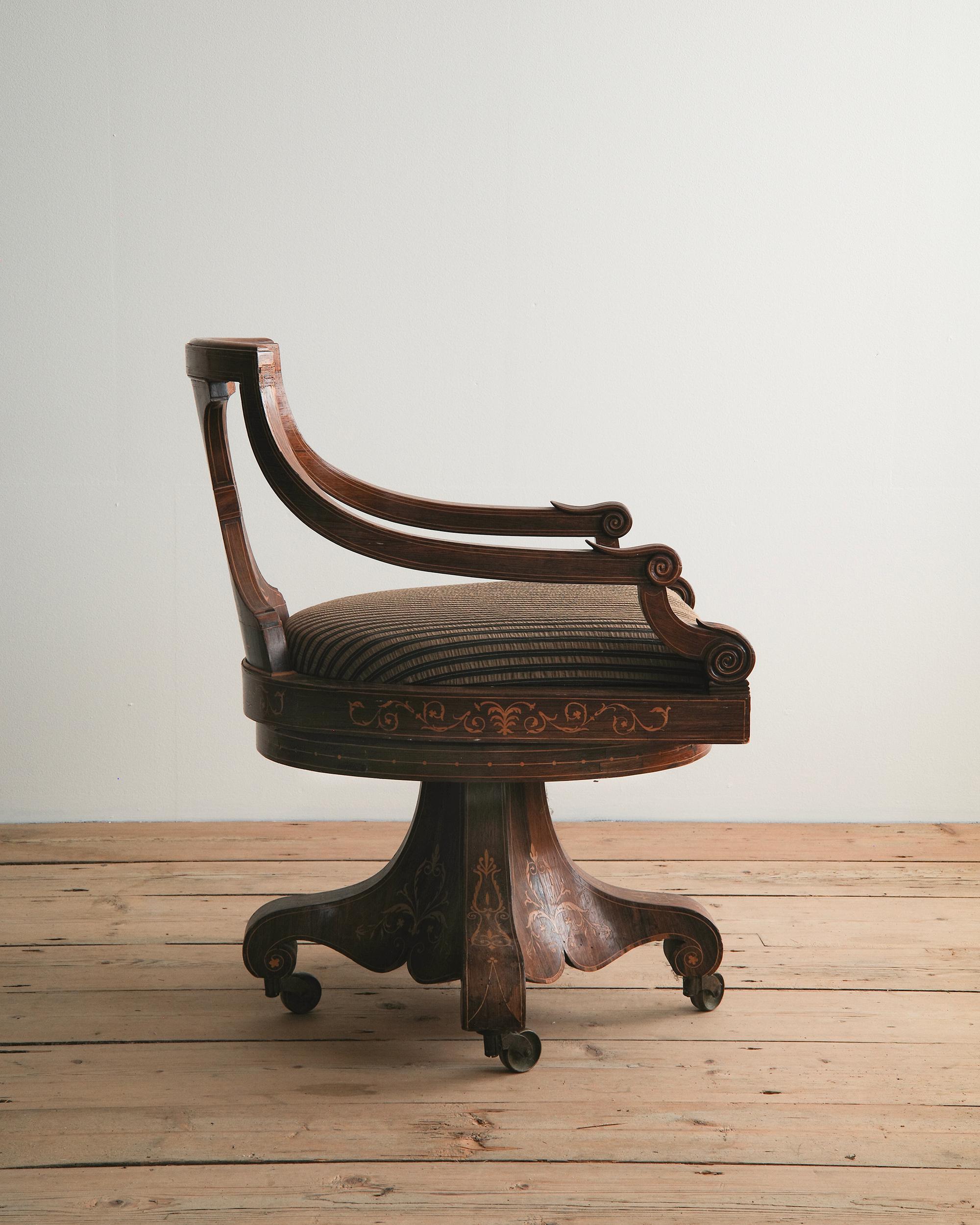 19. Jh., Dänischer Schreibtisch-Drehstuhl im Angebot 1