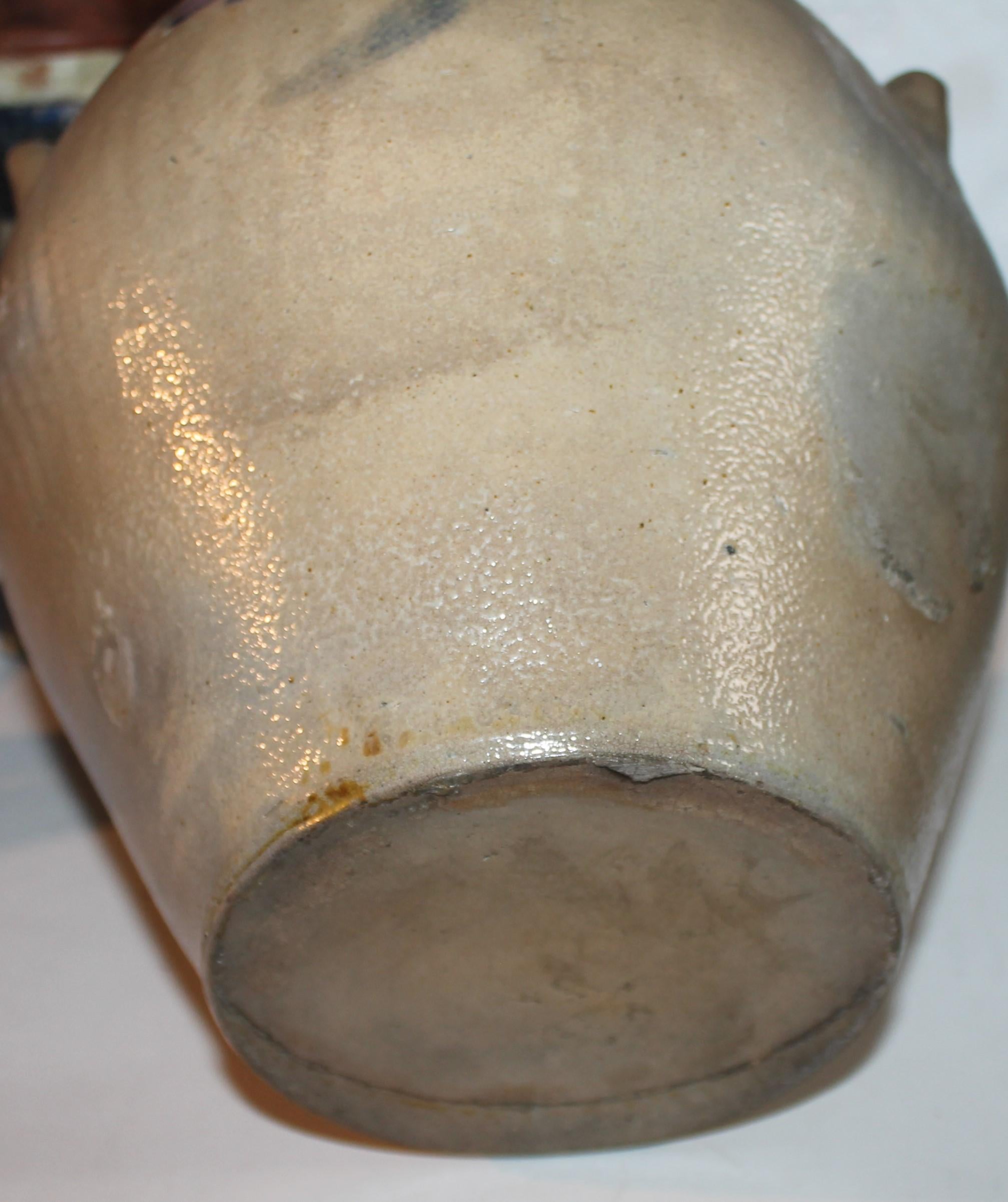 19th C Decorated Salt Glazed Crock with Floral Motif In Good Condition For Sale In Los Angeles, CA