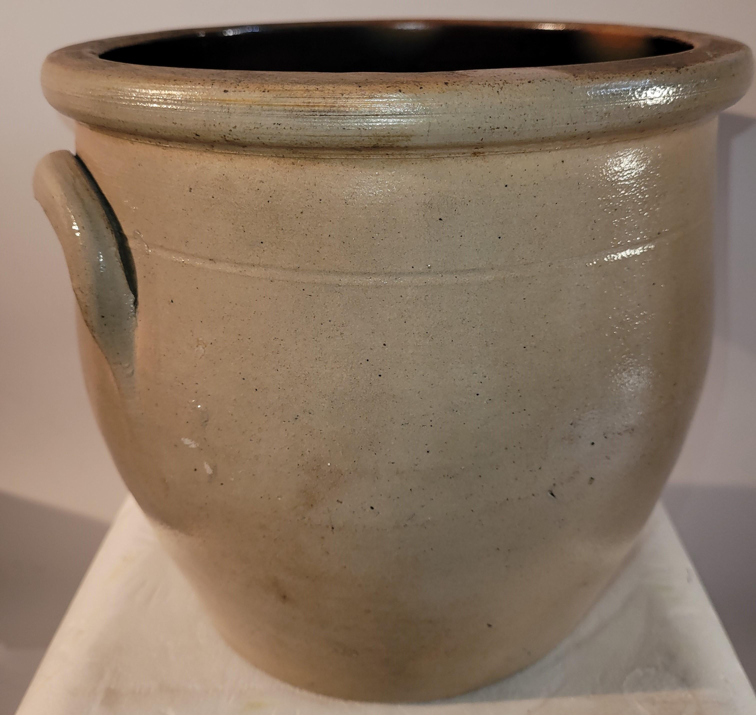 19th C Decorated Stoneware Crock with Flower In Good Condition For Sale In Los Angeles, CA