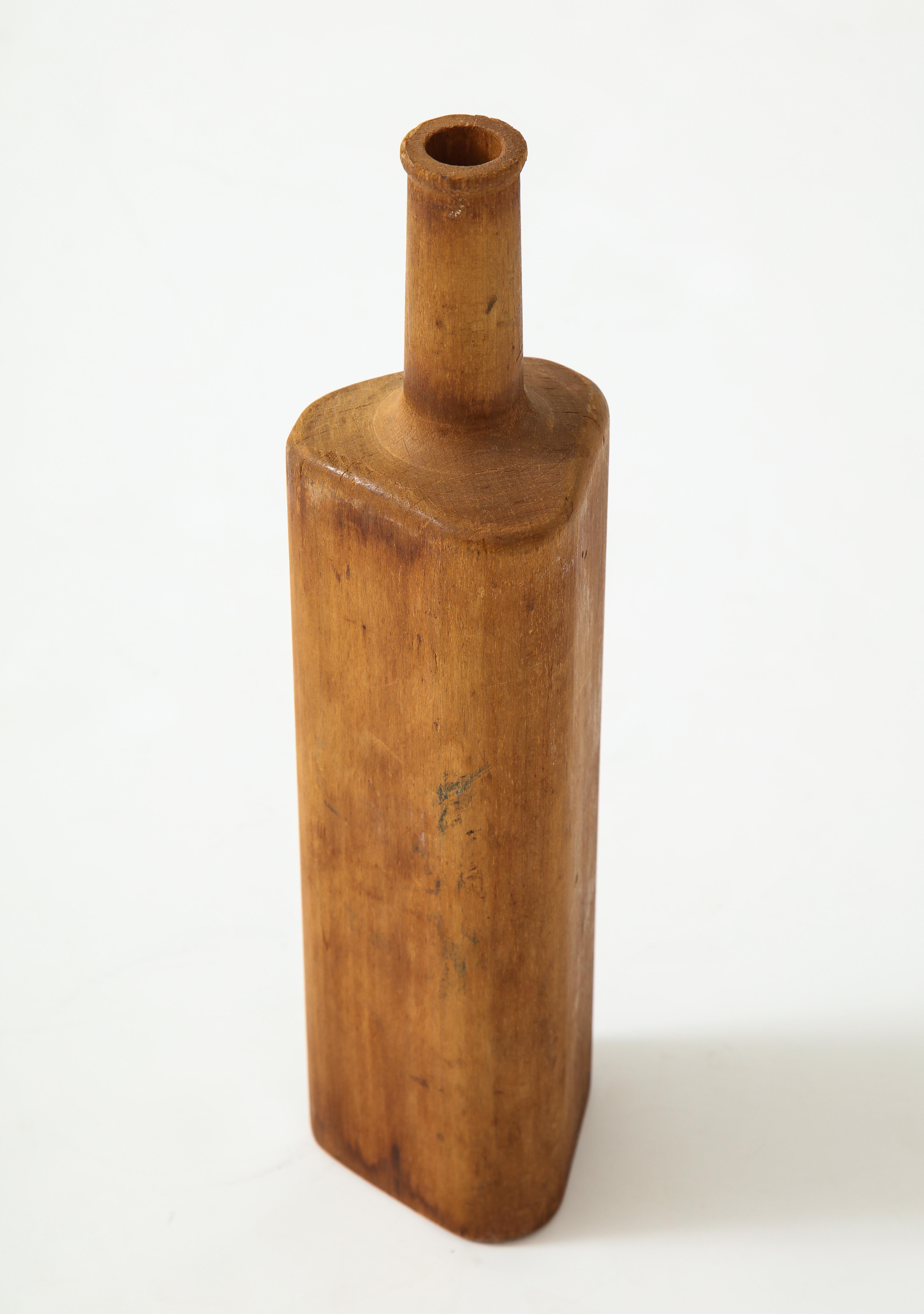 19th-Early 20th Century French Glass Bottle Mould For Sale 3