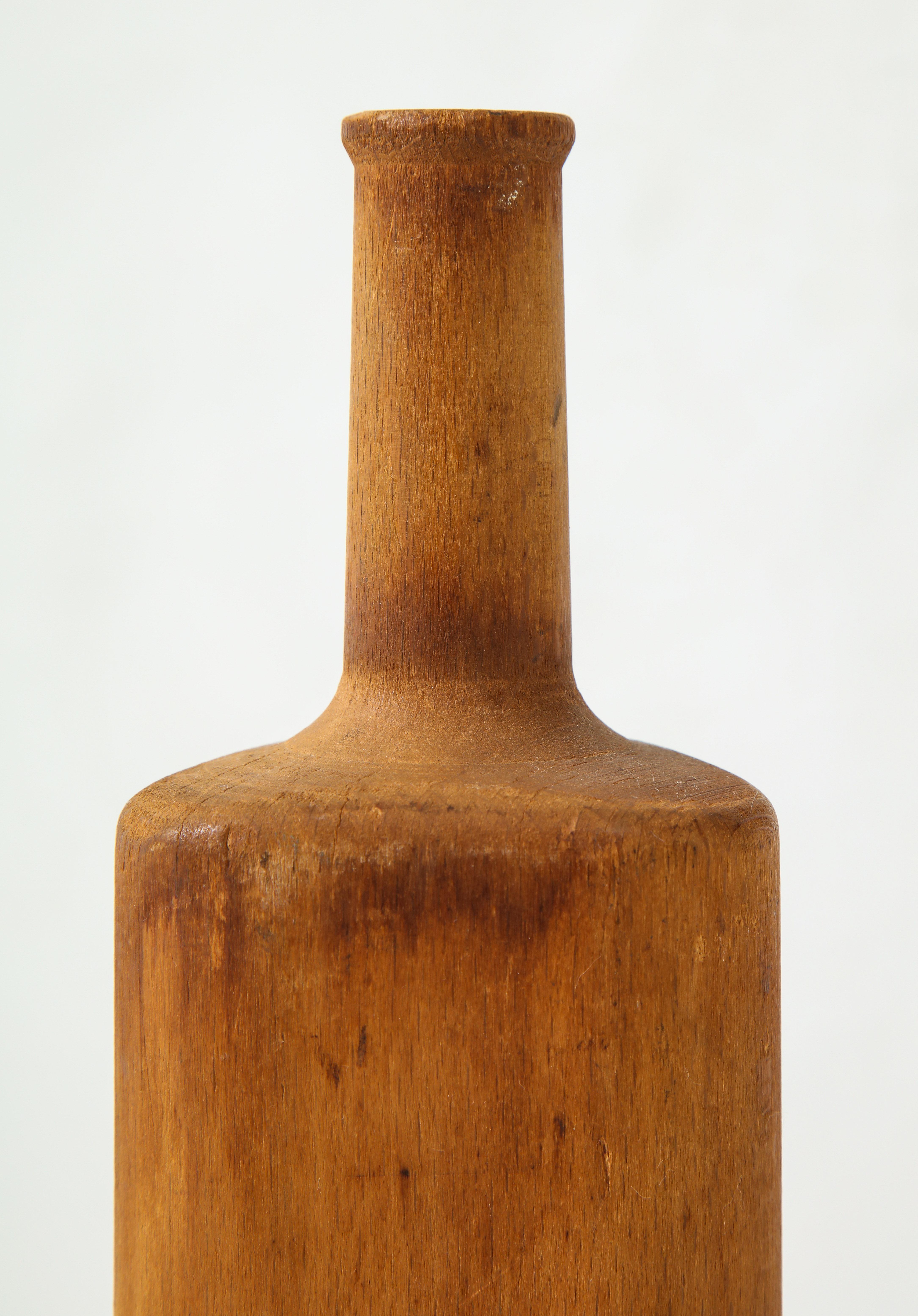 Moulage de bouteille en verre français du 19ème-début du 20ème siècle Bon état à Brooklyn, NY