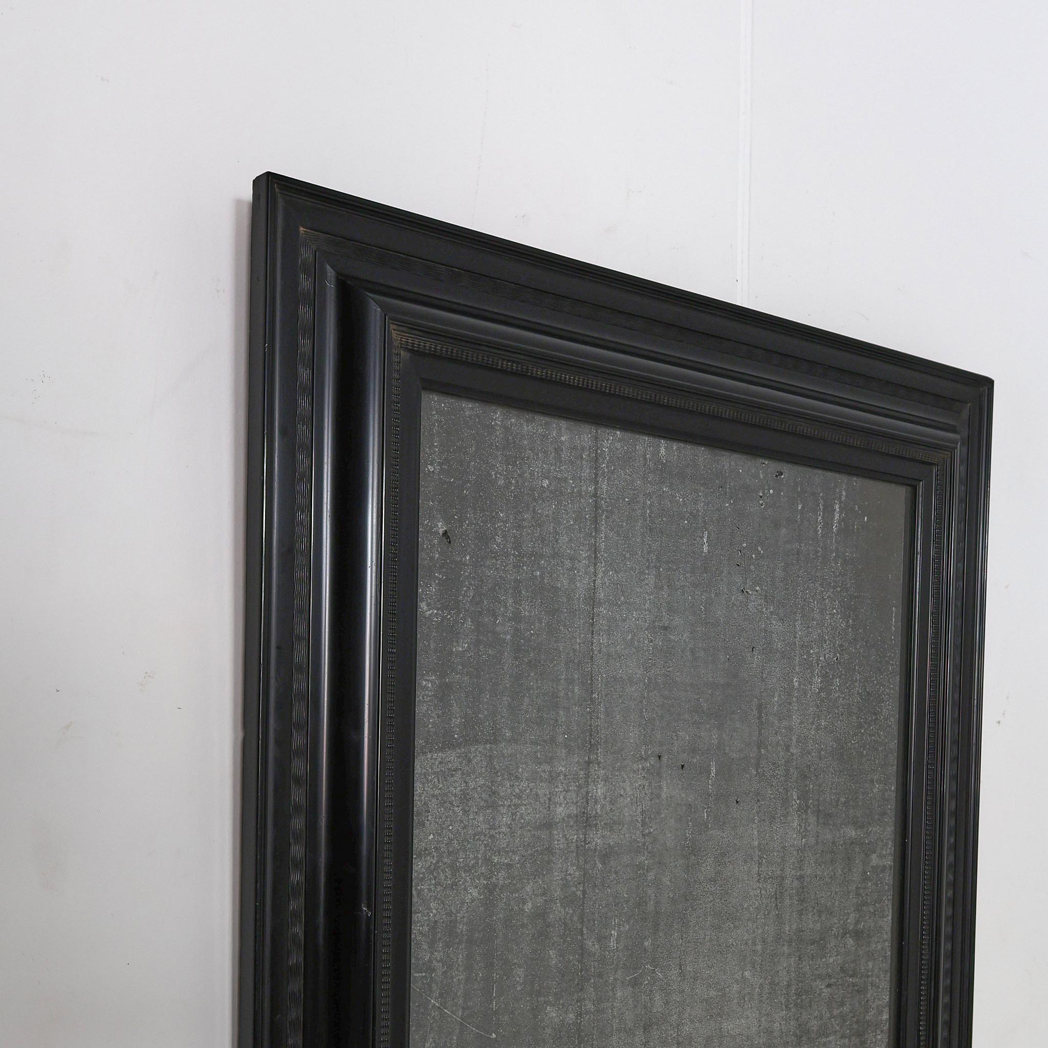 19th C. Ebonised Italian Mercury Ripple Frame Mirror For Sale 1