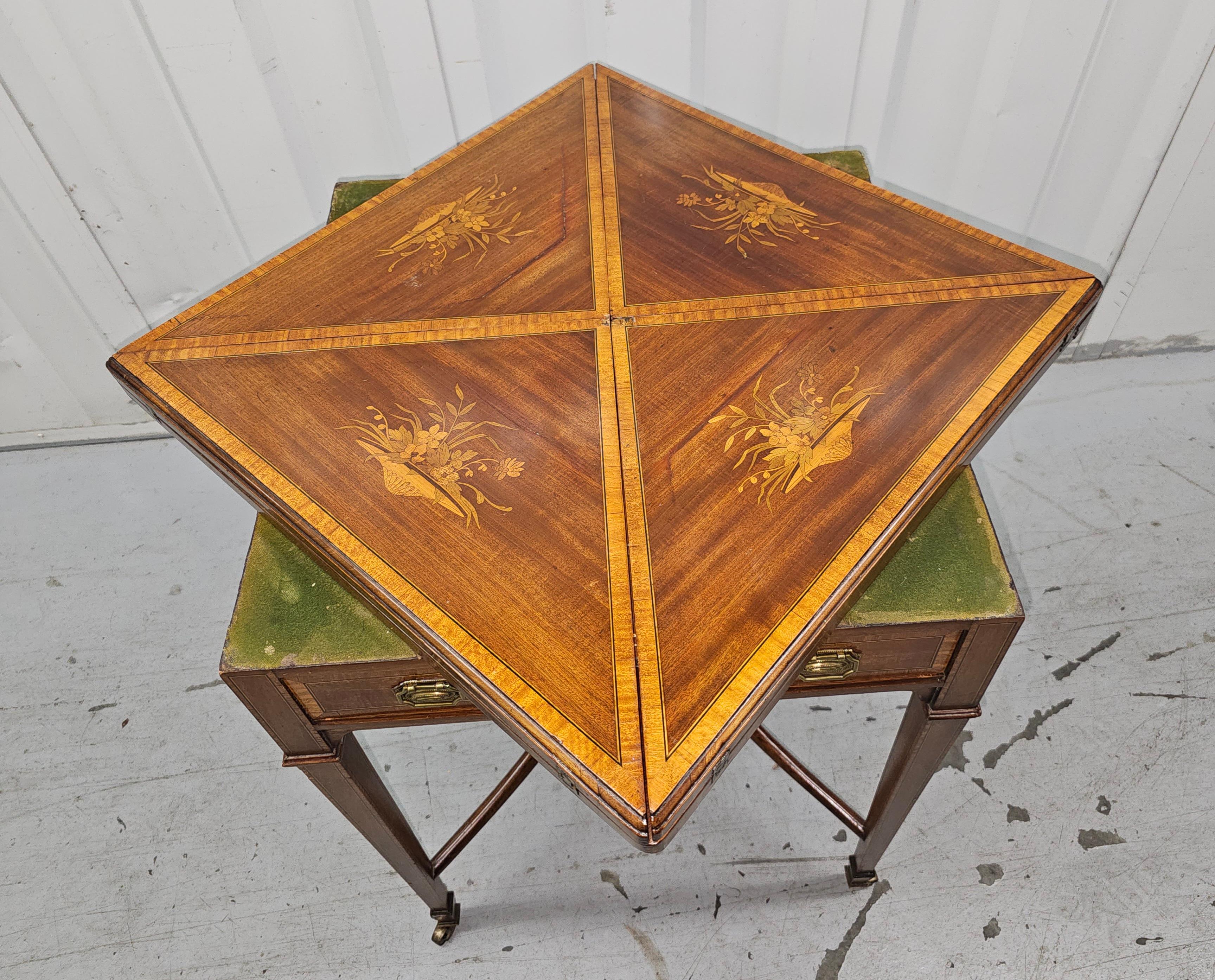 19th C. Edwardian Mahogany Inlaid Marquetry Handkerchief Fold-Top Games Table For Sale 2