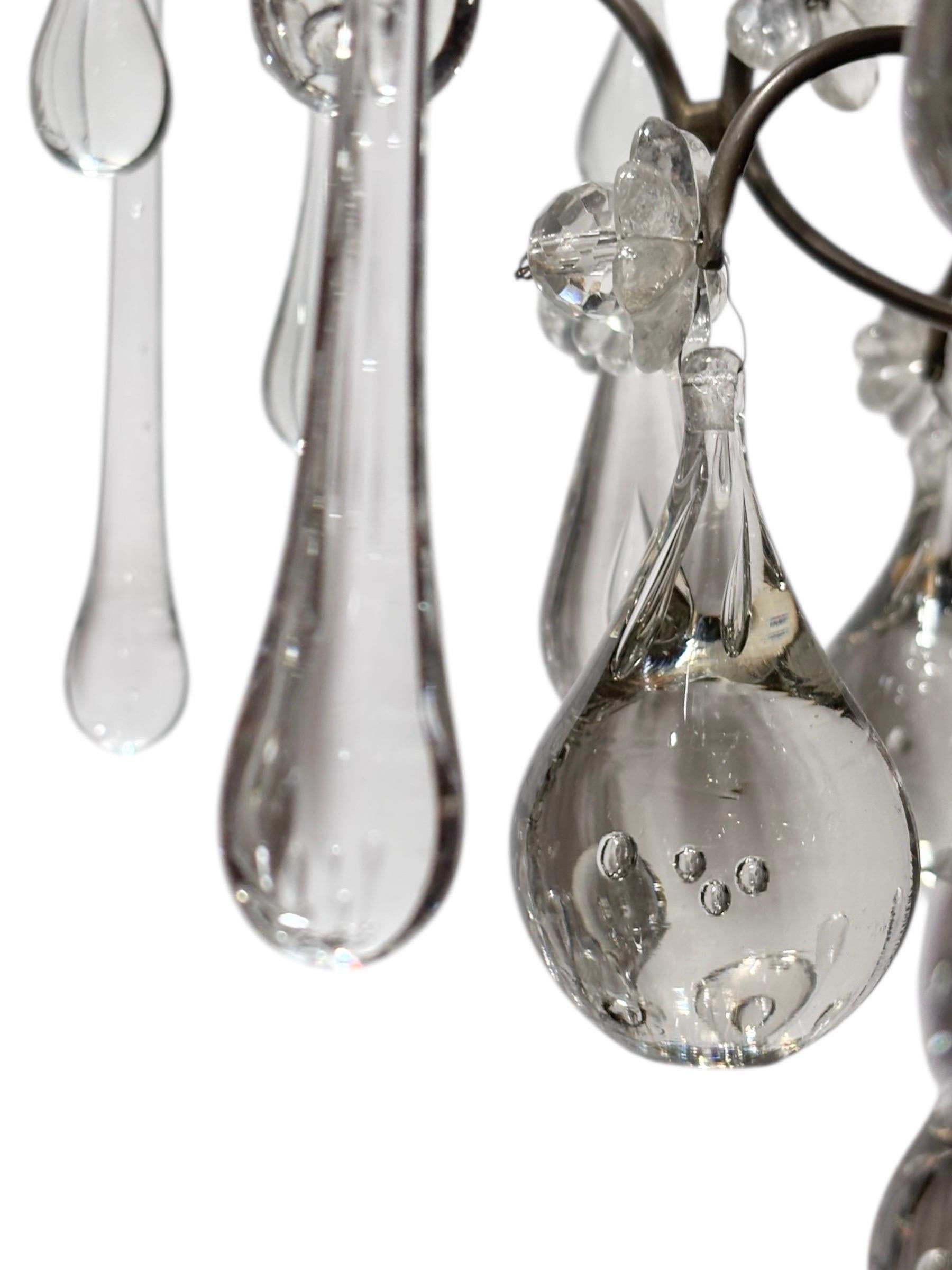 Candelabro de gota de vidrio soplado electrificado del siglo XIX en Bueno estado para la venta en Sarasota, FL