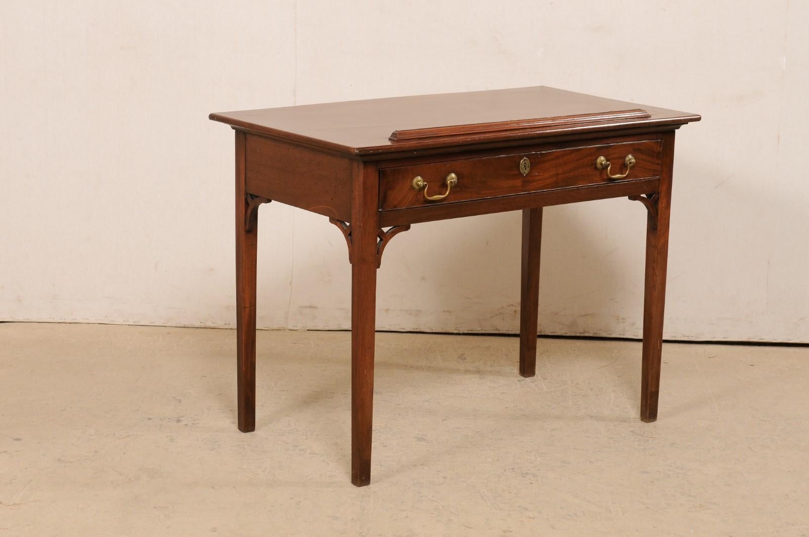Englischer Architekten-Mahagoni-Schreibtisch aus dem 19. Jahrhundert mit Lederschreibplatte und doppelter Klappplatte im Angebot 1