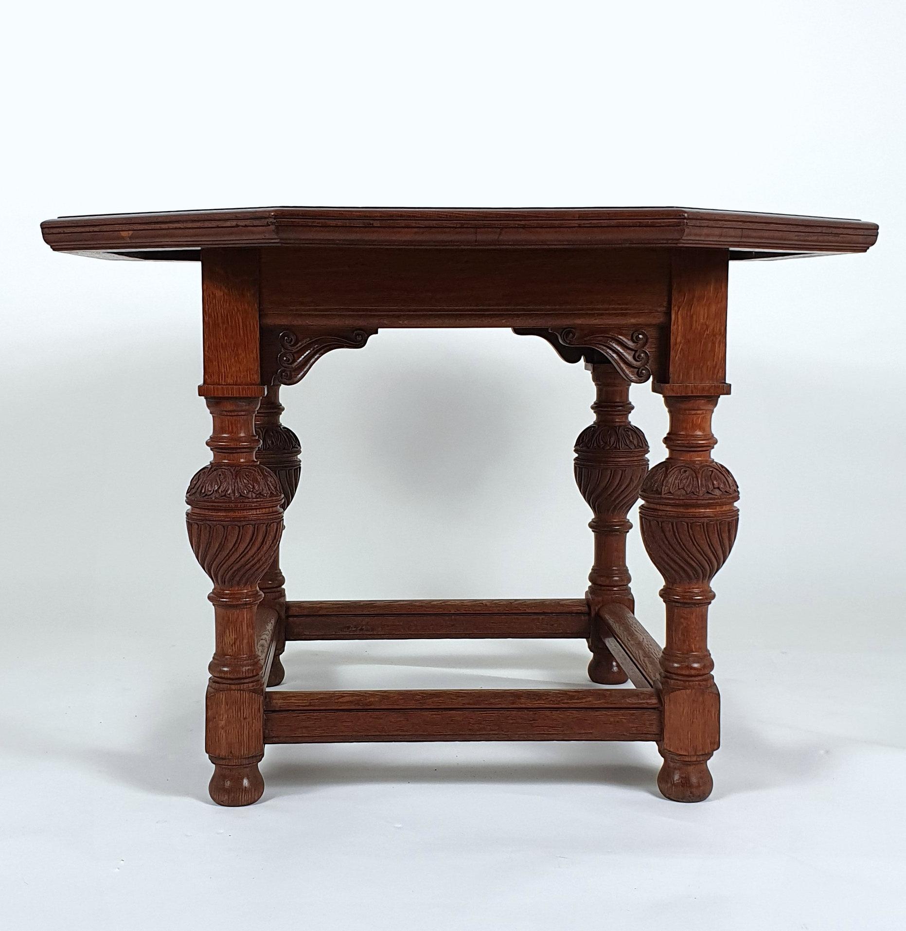 European 19th Century English Arts & Crafts Oak Centre Table For Sale