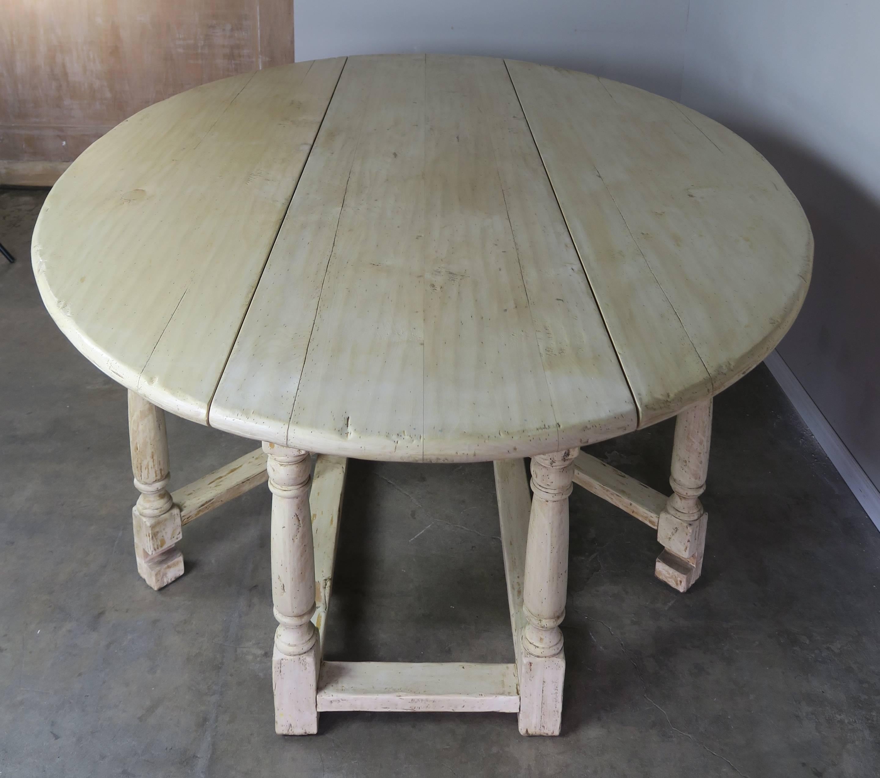 19th Century English Bleached Walnut Gateleg Table In Distressed Condition In Los Angeles, CA