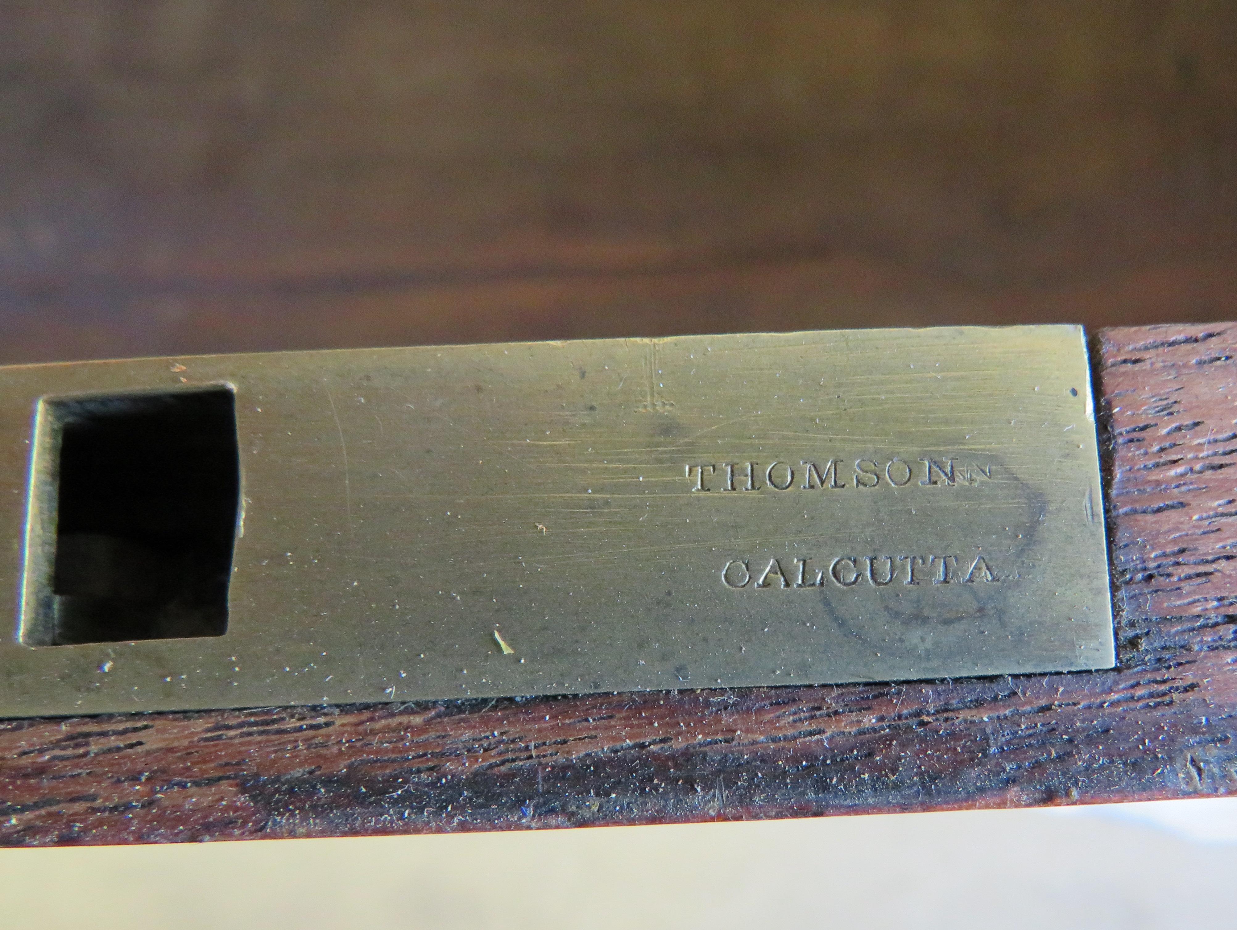 Baule da campagna inglese in ottone e legno di canfora del XIX secolo in vendita 4