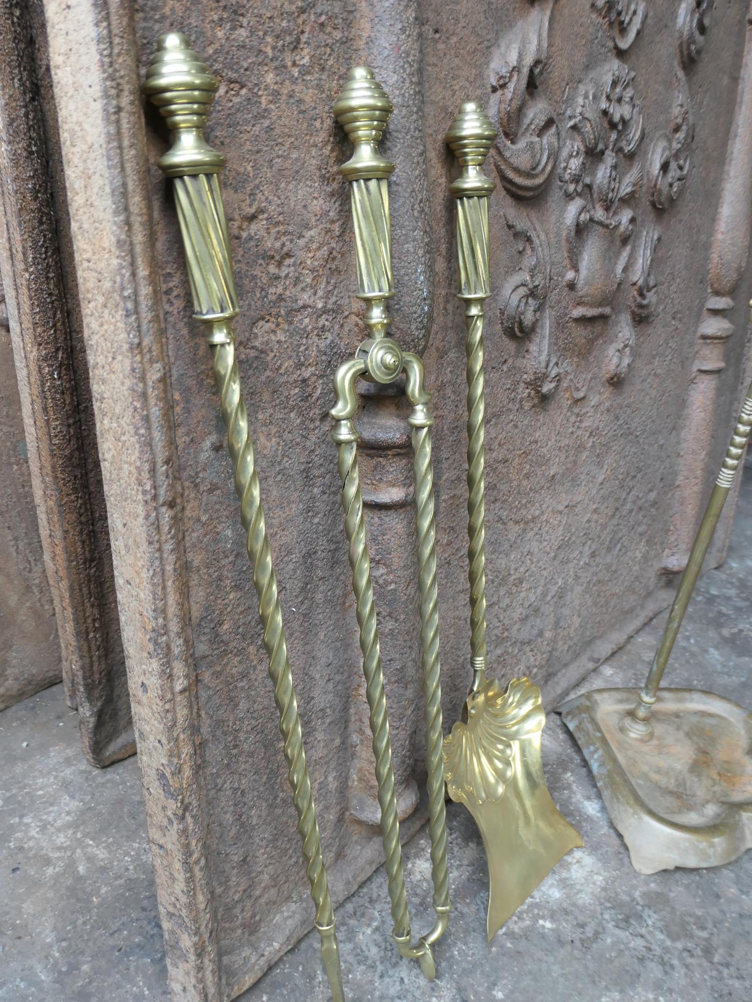 19th C. English Brass Victorian Fireside Companion Set For Sale 5