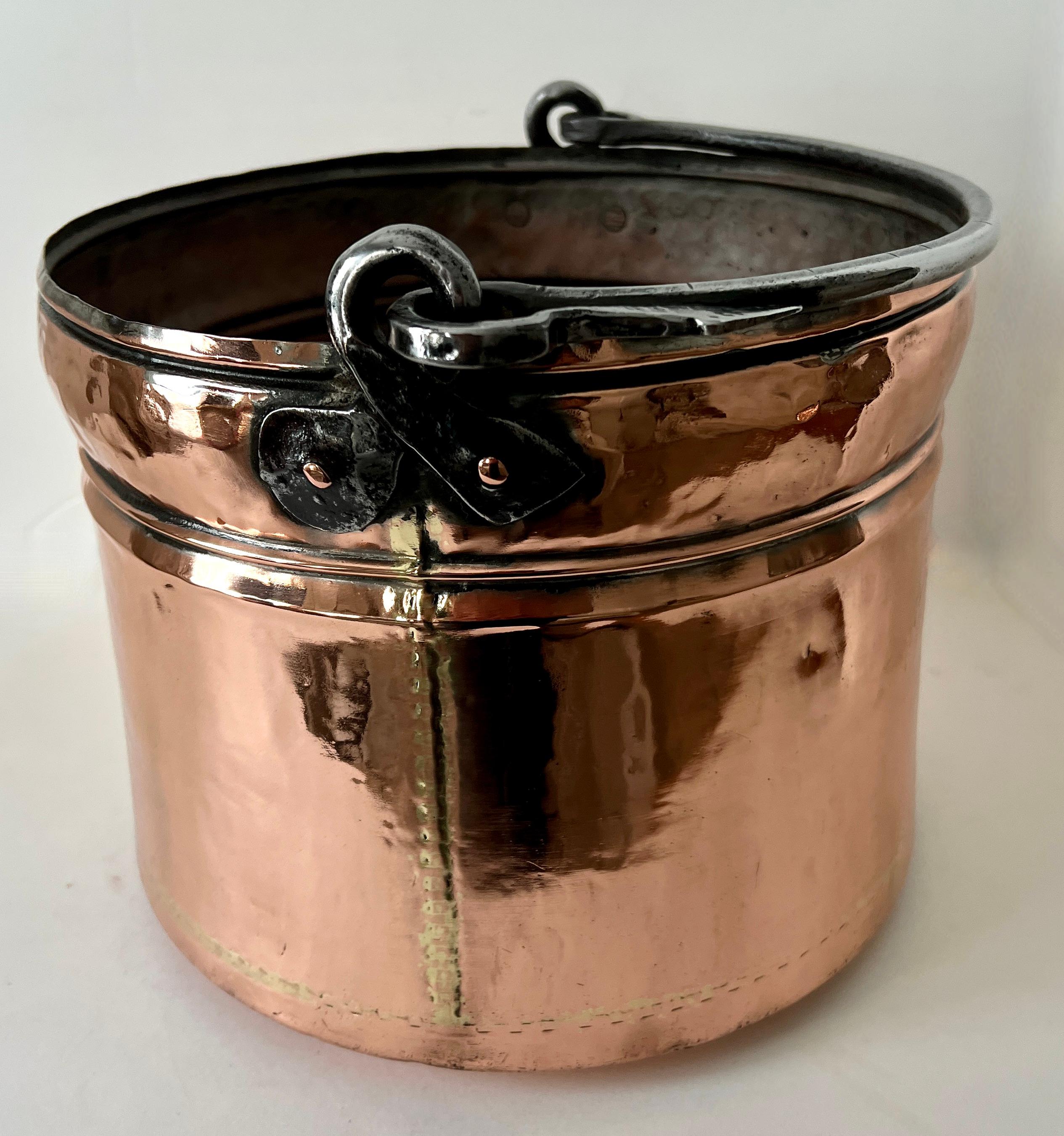 19th C. English Copper Cooking Pot or Planter or Jardiniere  In Good Condition For Sale In Los Angeles, CA