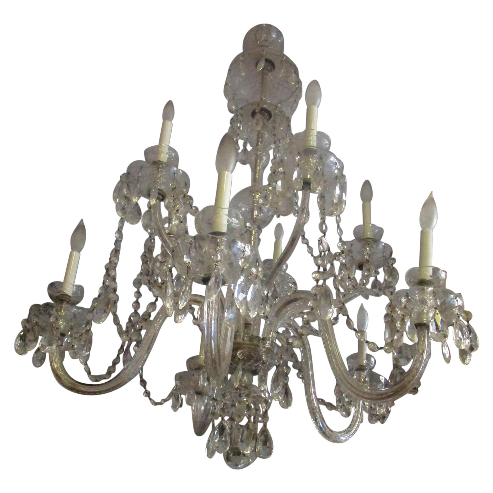 Lampadario a dieci bracci in stile georgiano del XIX secolo in cristallo tagliato inglese