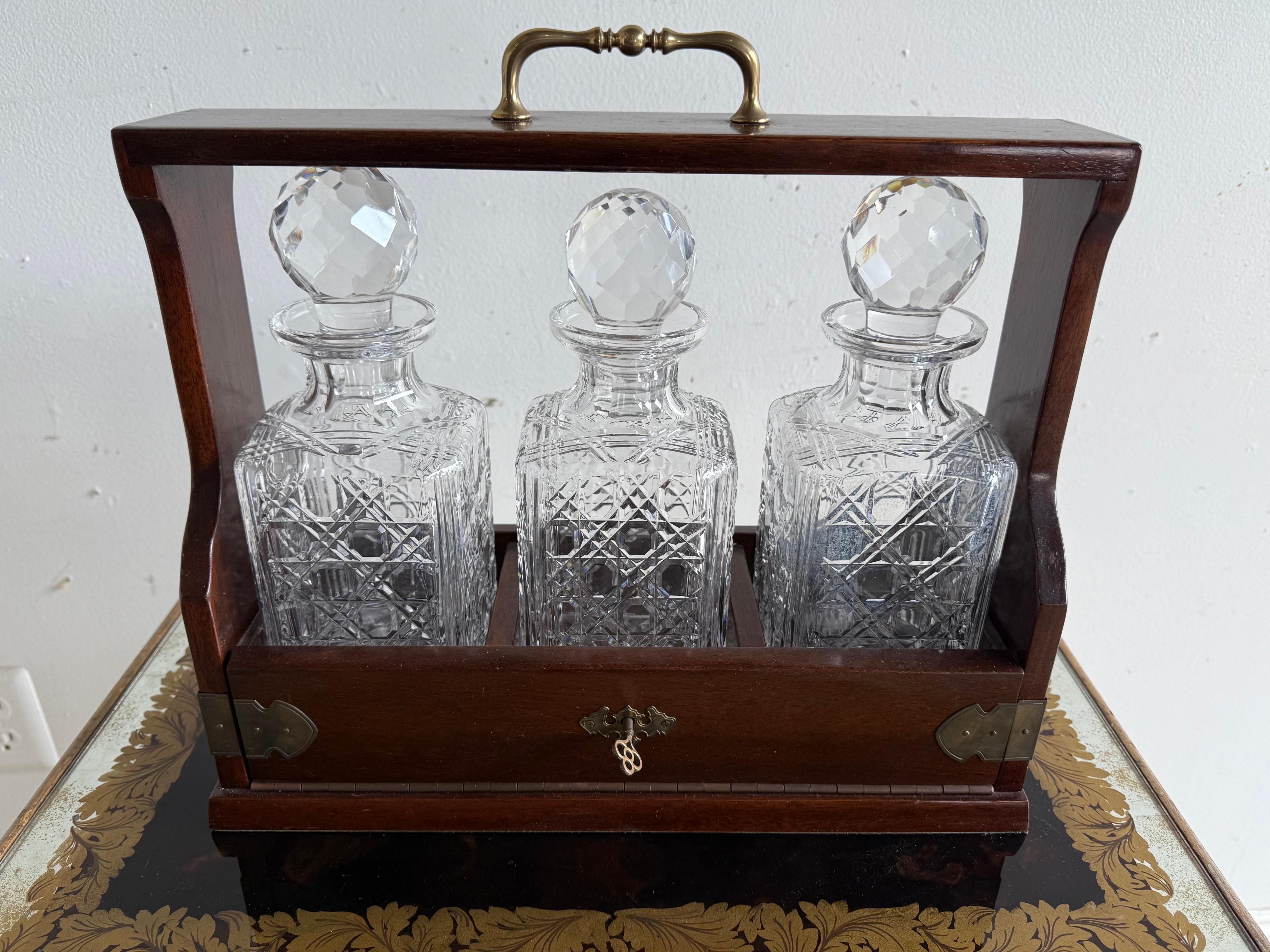 19th C. English Decanter Set For Sale 1