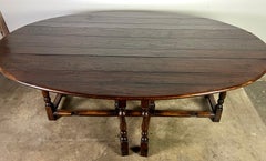 19th C. English Gate-Leg Drop Leaf Dining Table