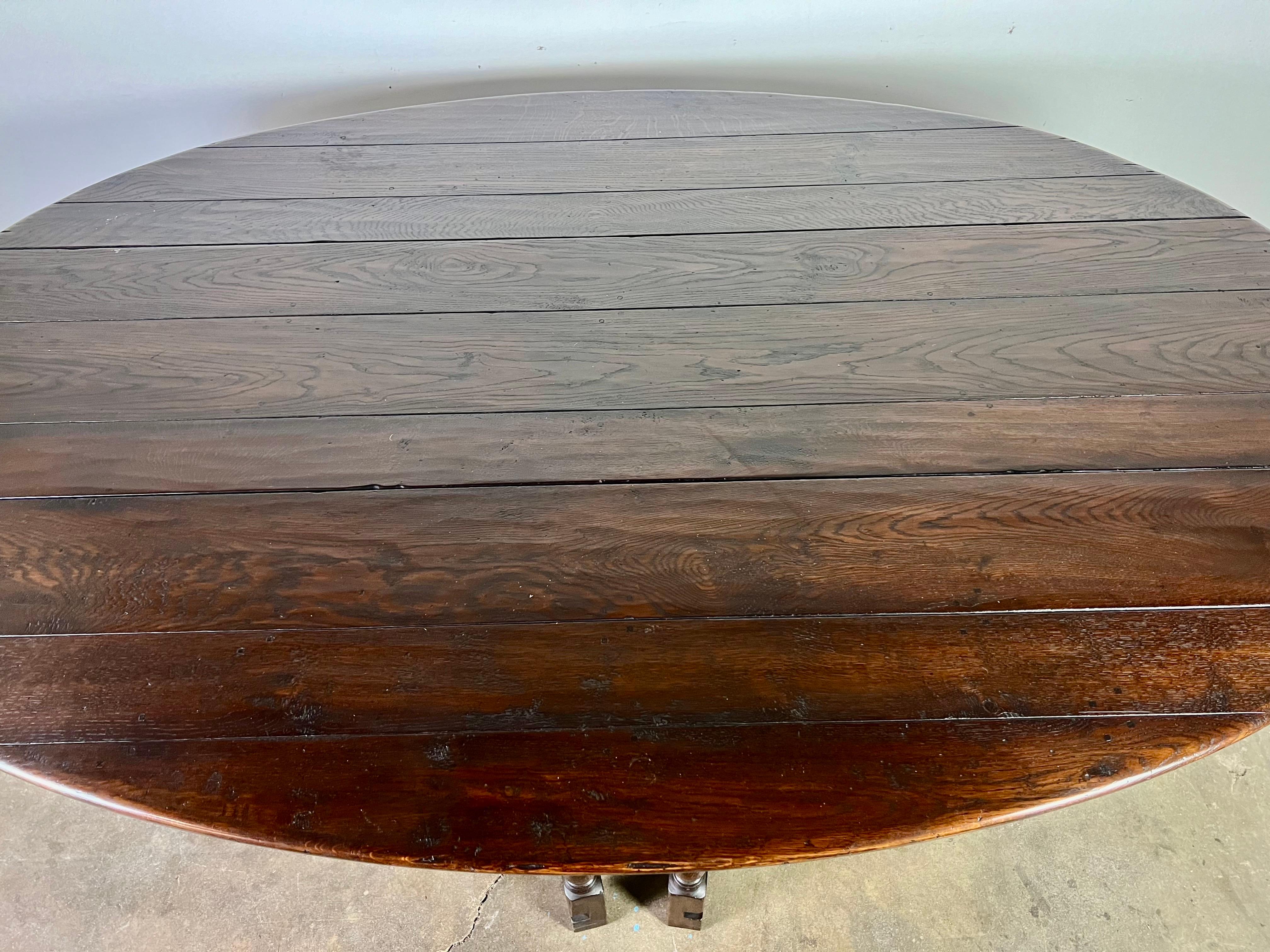 Other 19th C. English Gate-Leg Drop Leaf Dining Table