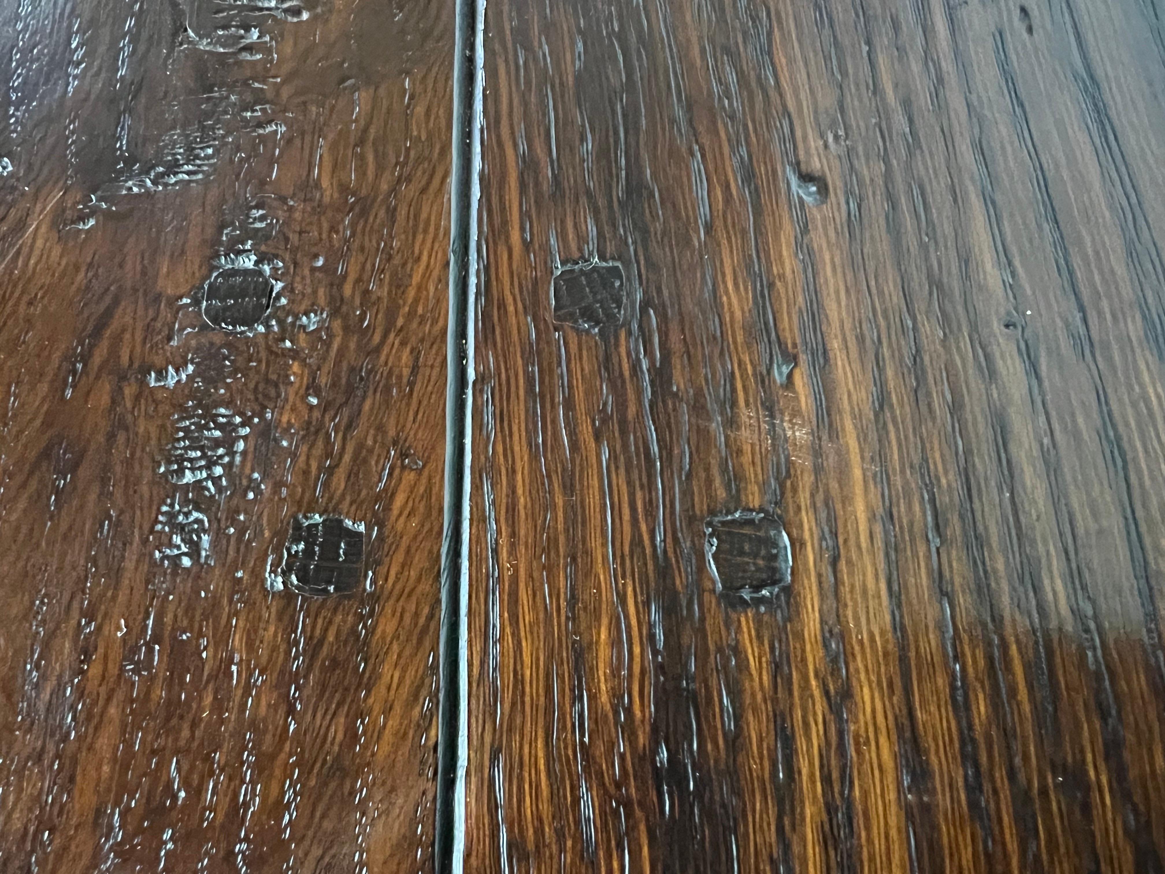 19th C. English Gate-Leg Drop Leaf Dining Table 2