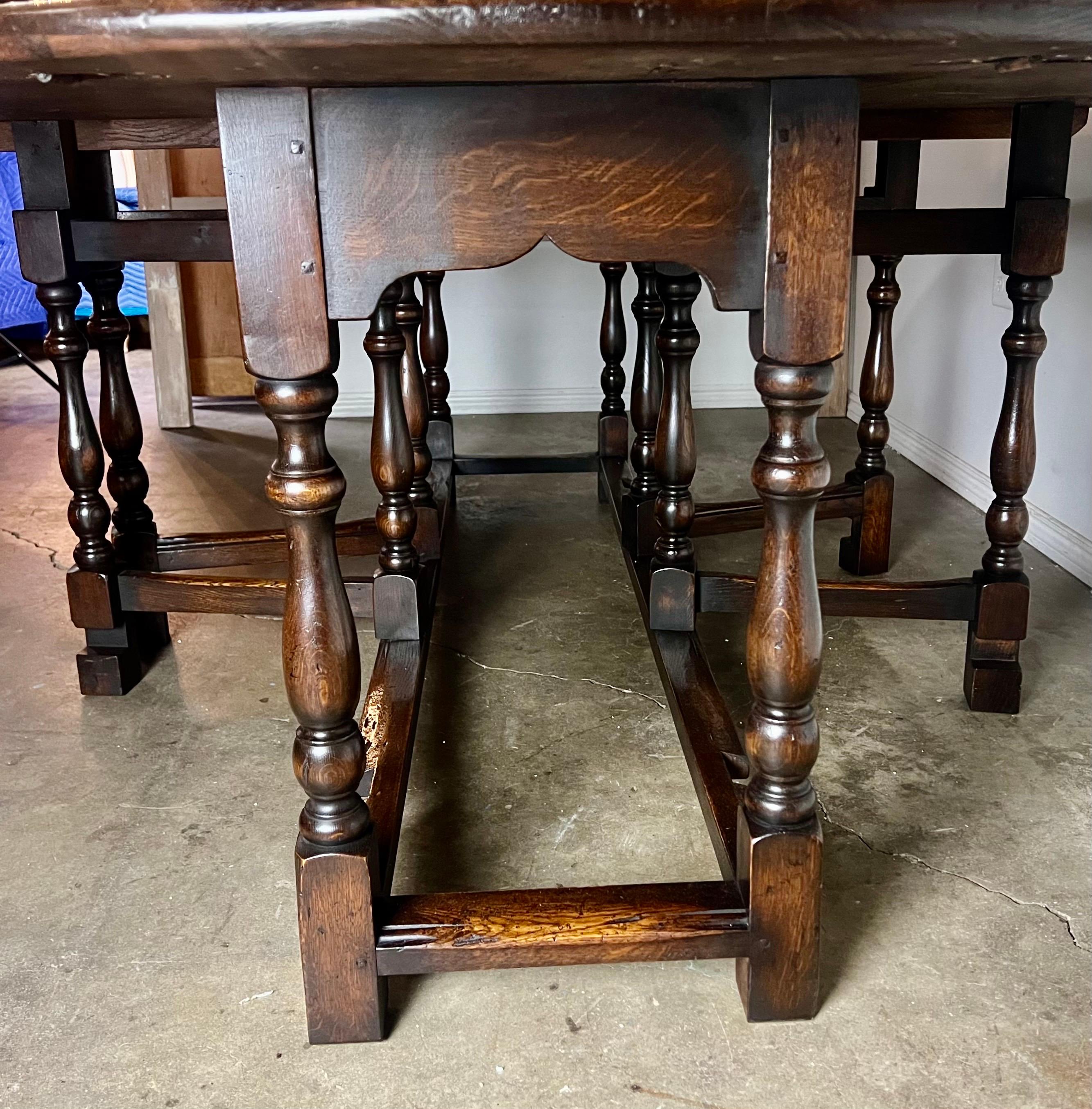 19th C. English Gate-Leg Drop Leaf Dining Table 3