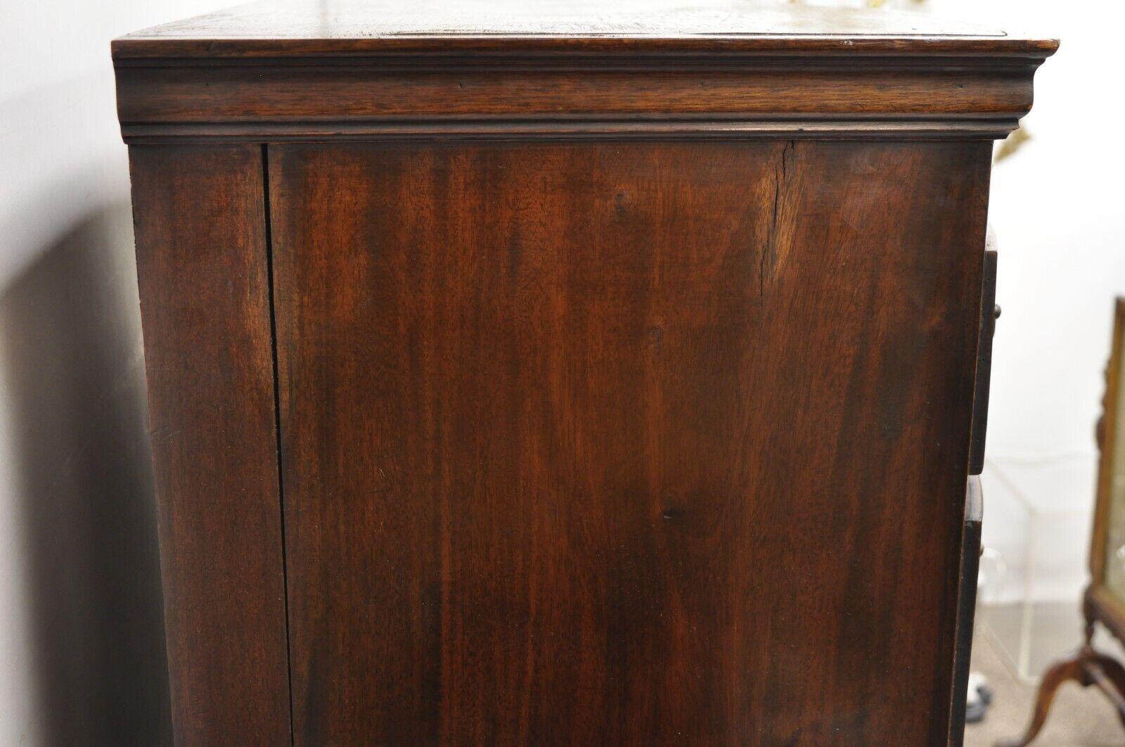 19th C English George II Burl Walnut Chest on Chest Dresser Chest of 8 Drawers For Sale 3