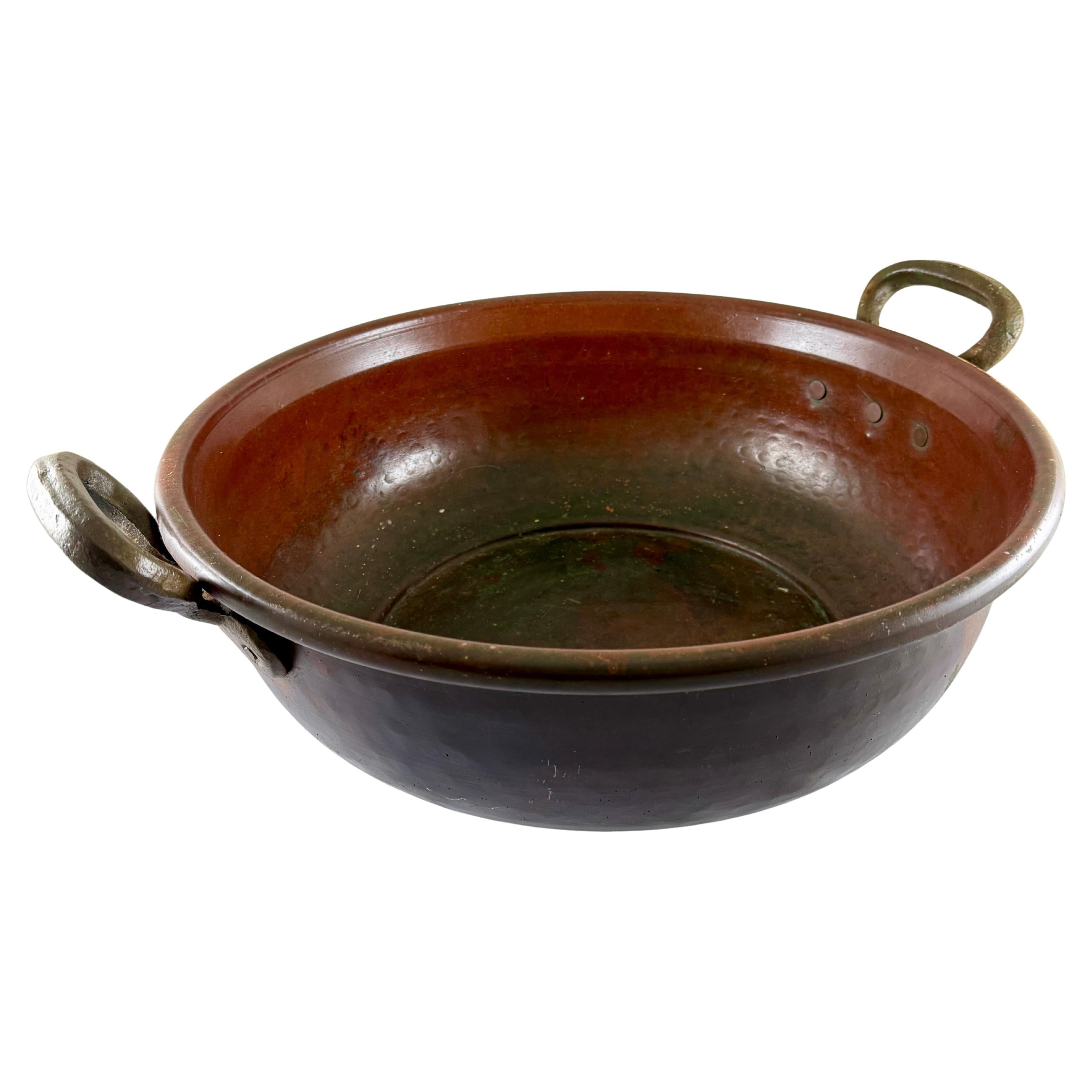 19th C. English Large Brass Handled Copper Pot For Sale