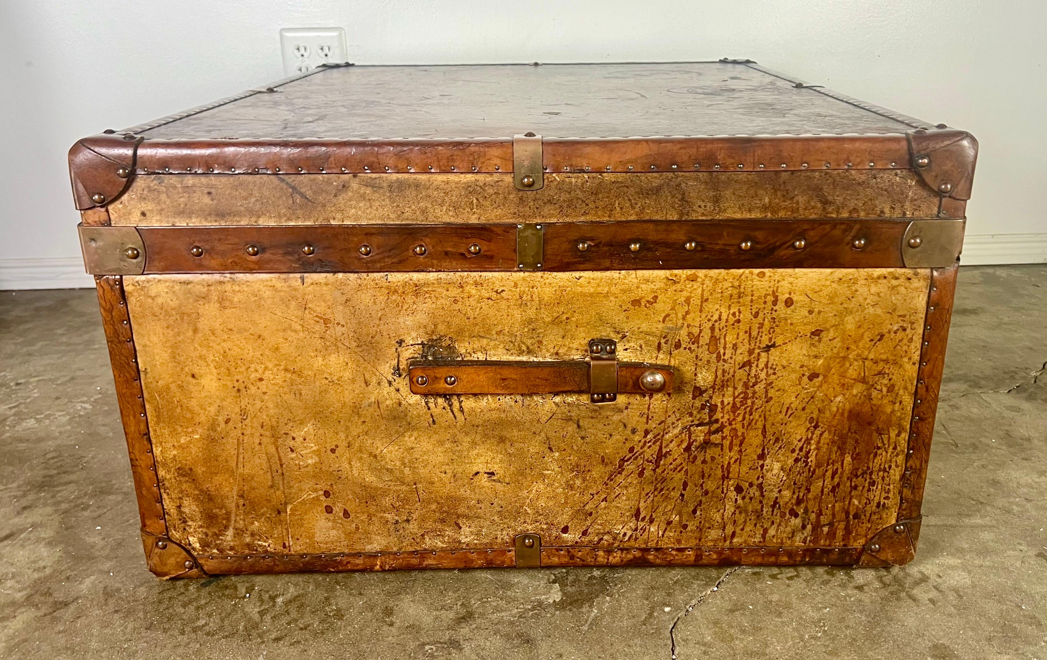19th C. English Leather Coffee Table/Steamer Trunk For Sale 5