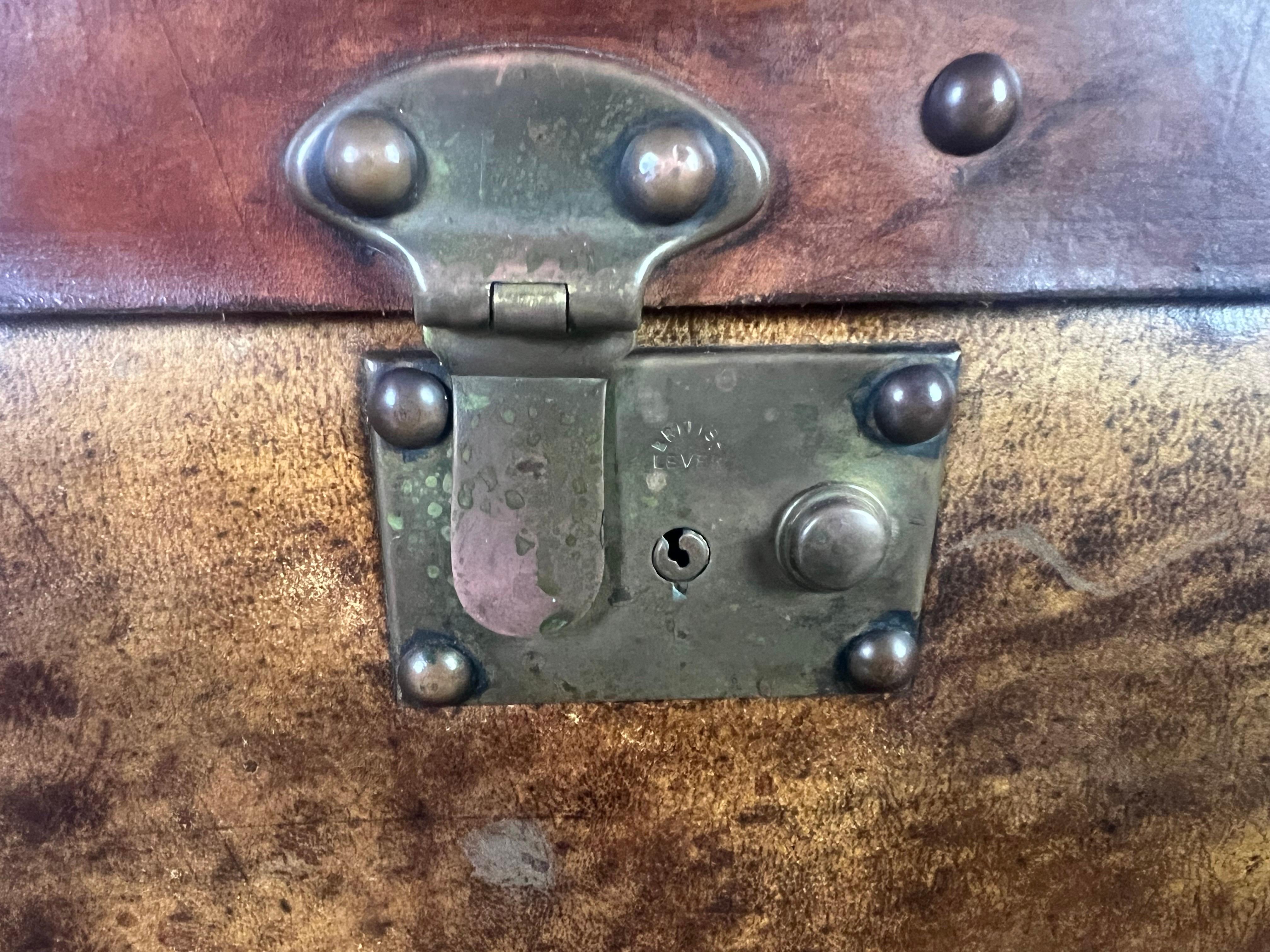 Copper 19th C. English Leather Coffee Table/Steamer Trunk For Sale