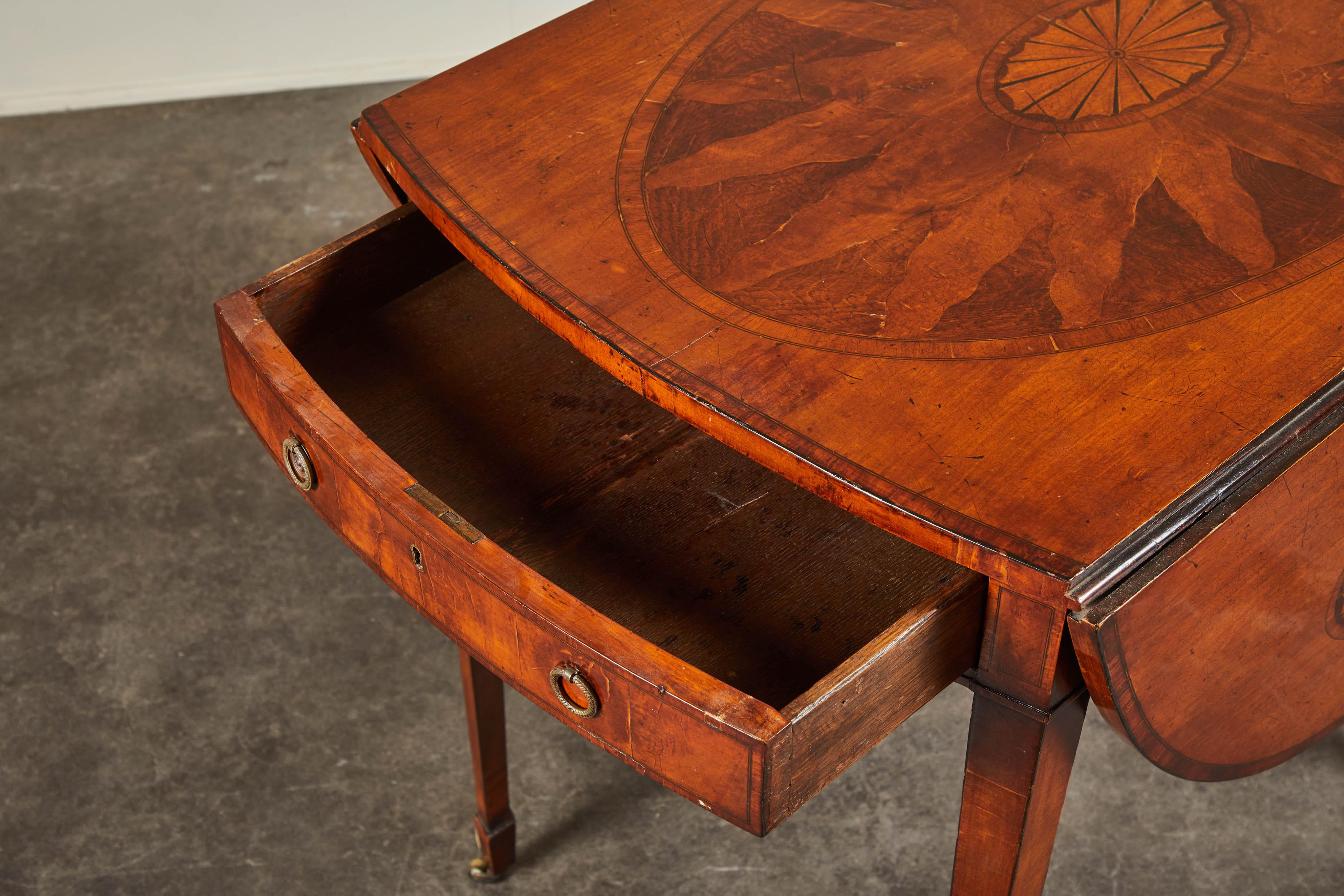 English Mahogany George III Pembroke Table W/Inlaid Fan & Sunburst W/Dra In Good Condition For Sale In Pasadena, CA