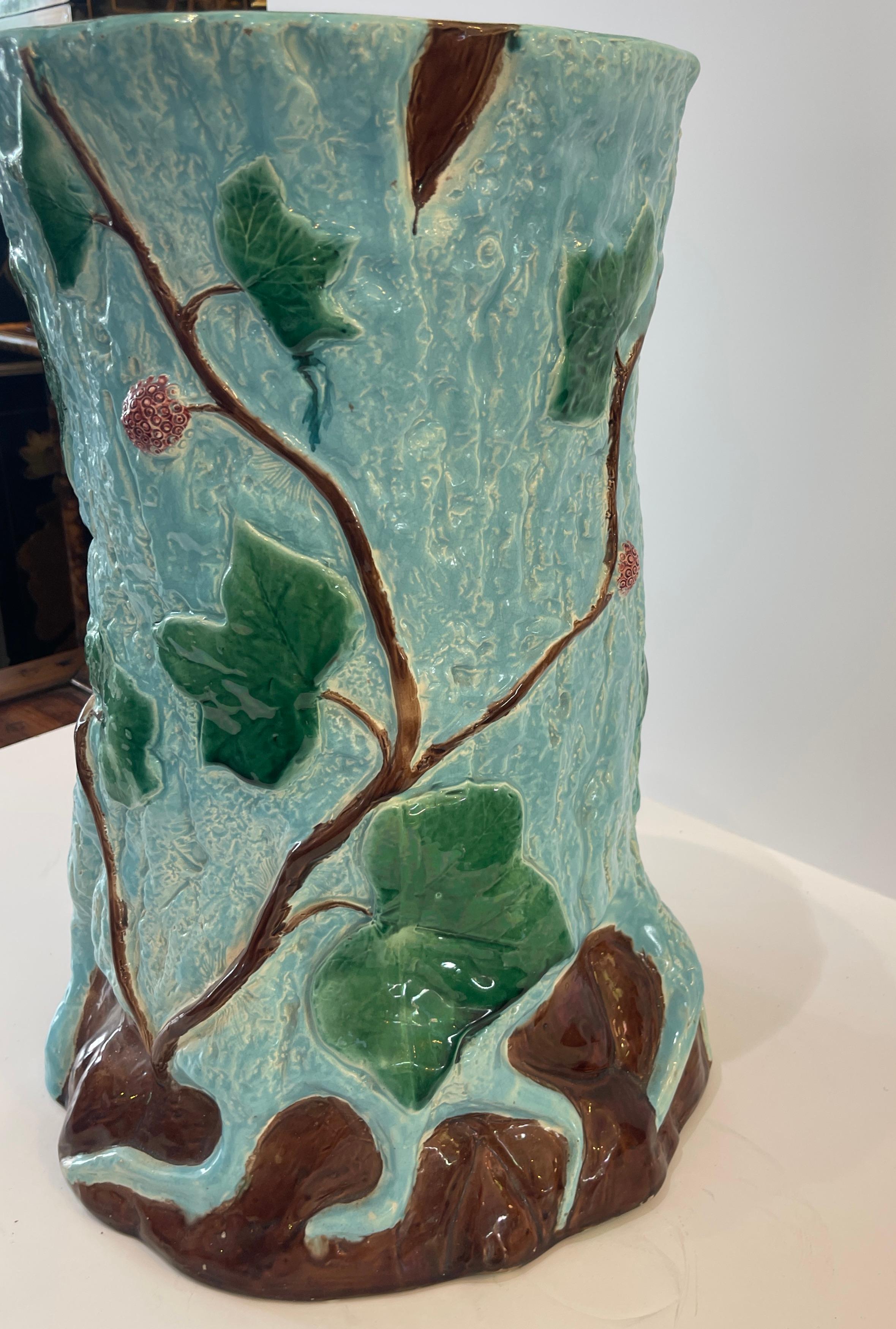 Hand-Crafted 19Th C. English Majolica Faux Tree Stump With Ivy Leaves Garden Stool For Sale