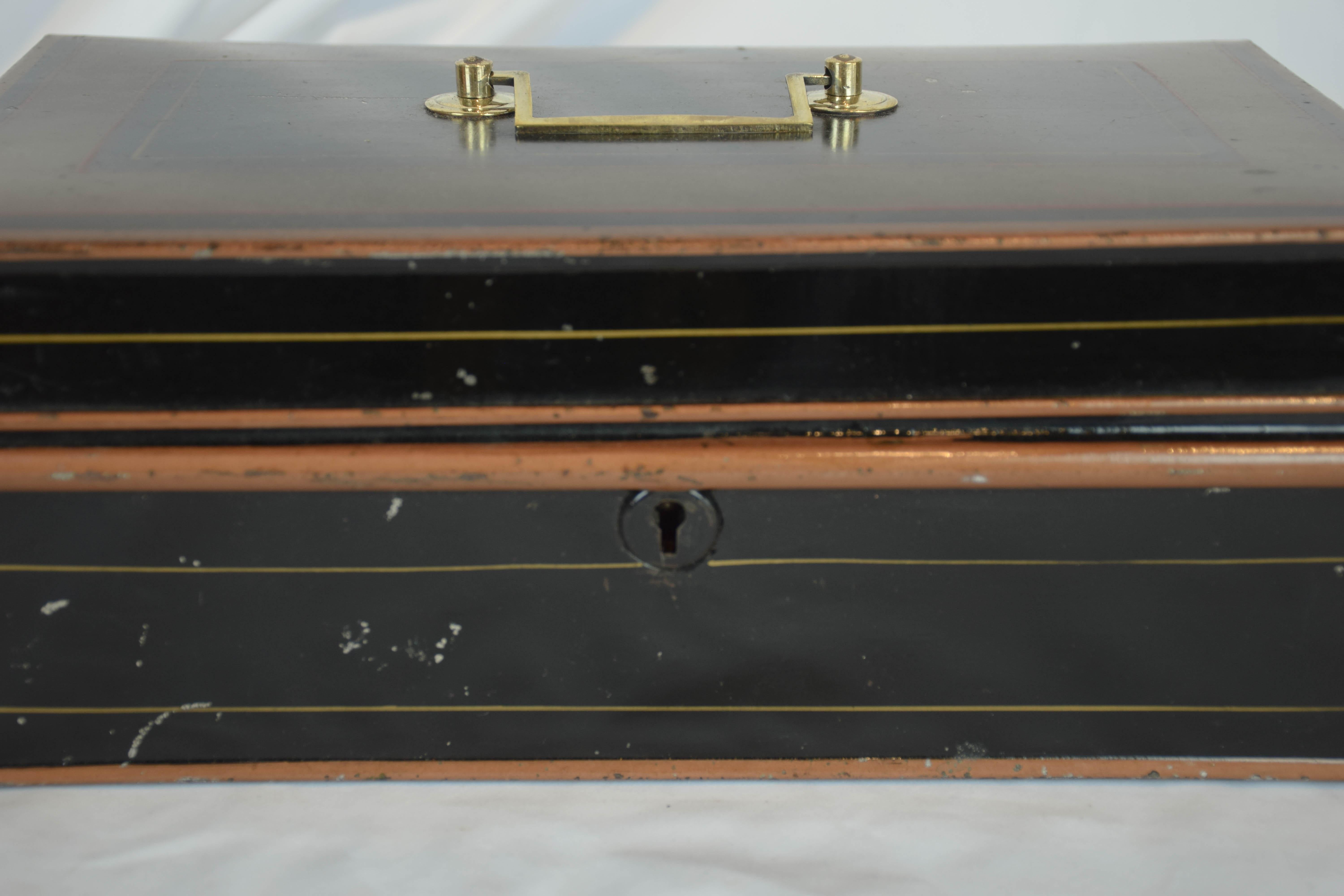 19th Century English Metal Cash Box In Good Condition In Houston, TX