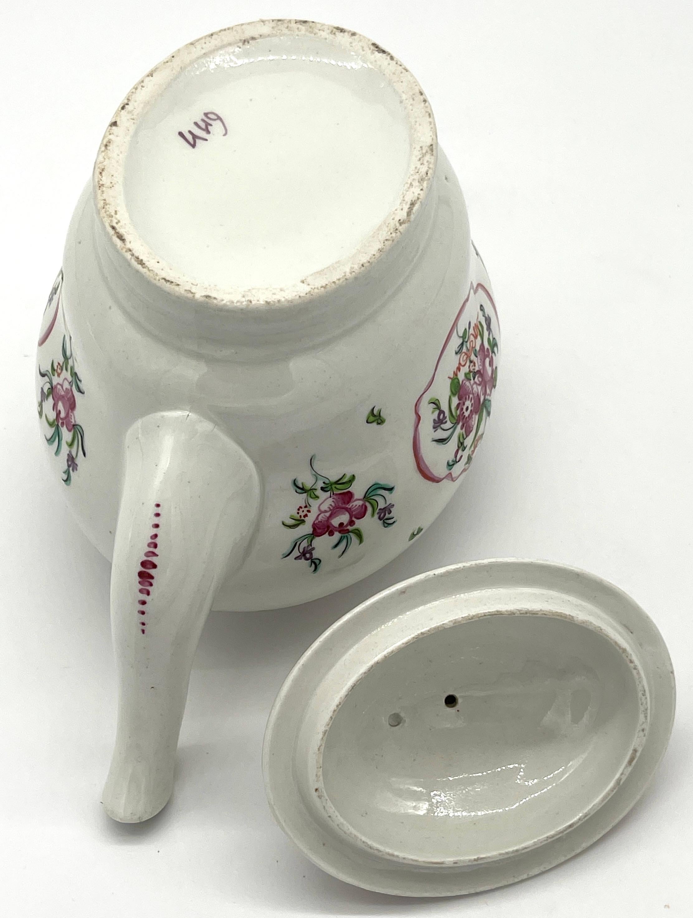 19th C English New Hall Hand Painted Teapot & Trivet, Chinese Export Style For Sale 4