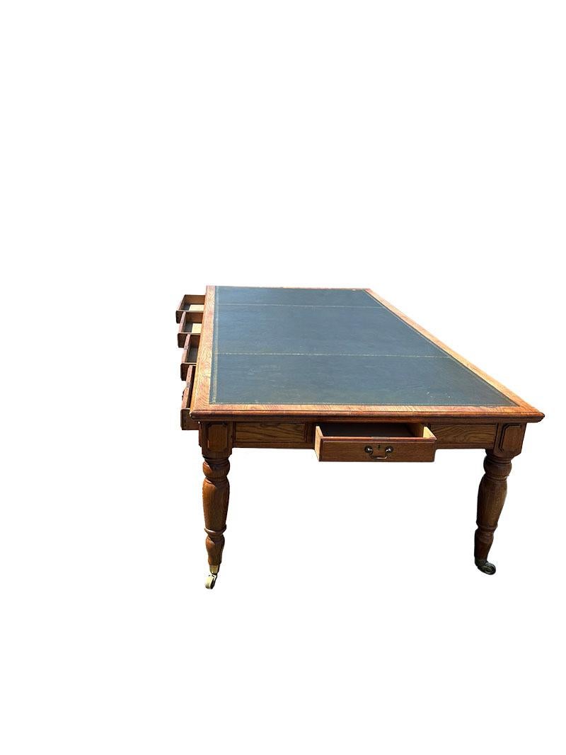 19th C English oak conference table, desk or dinner table For Sale 3