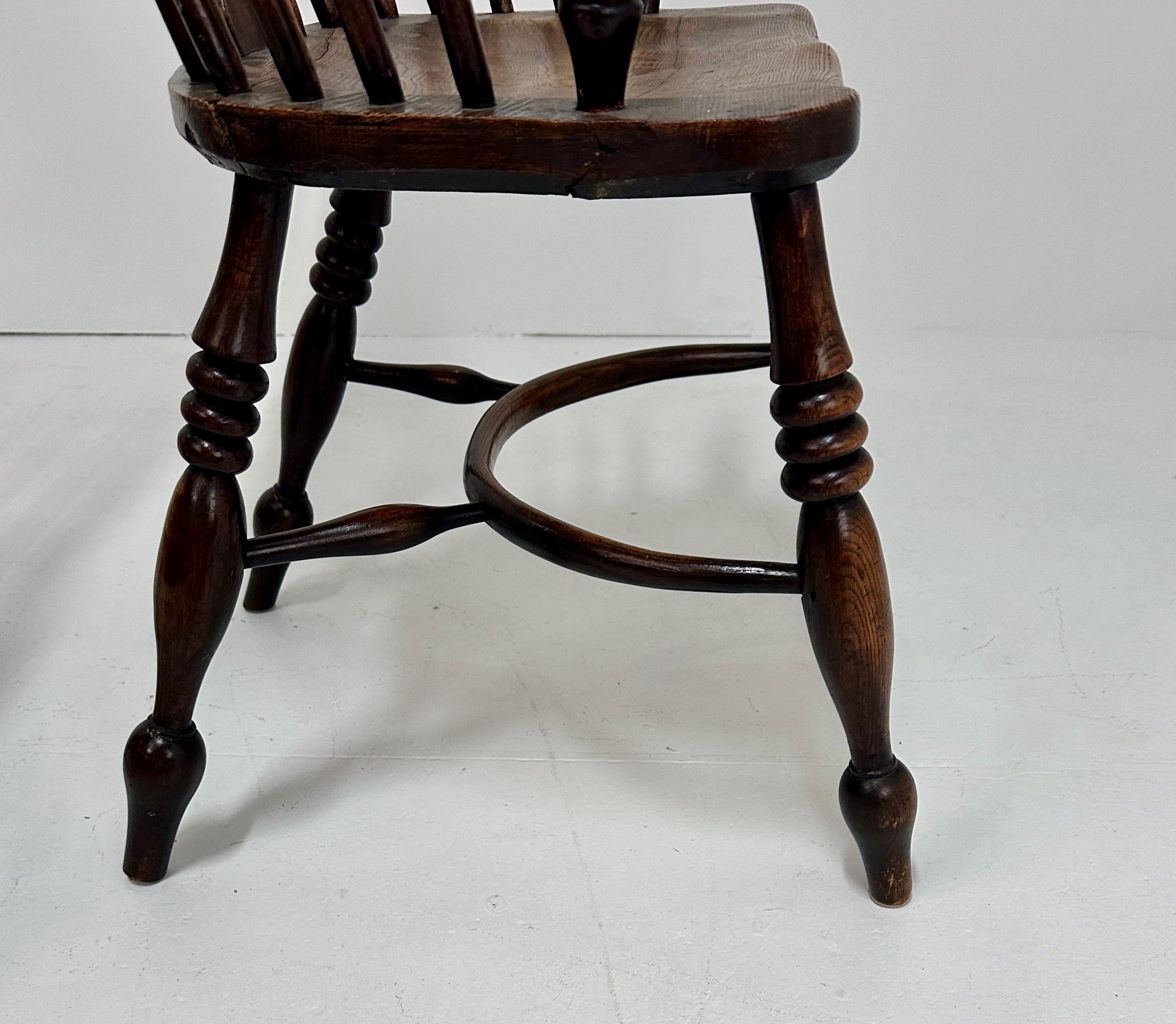 19th C English Oak Windsor Chairs - Set of Six For Sale 8