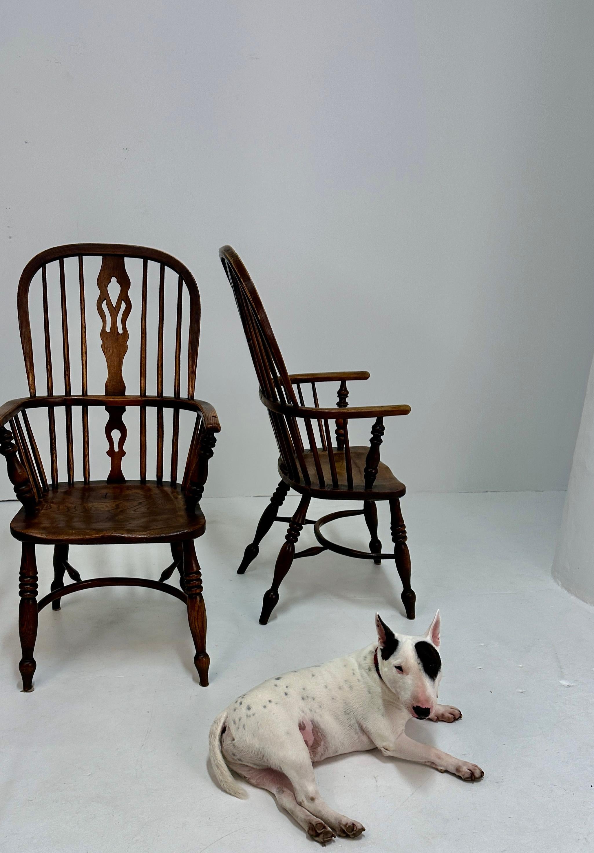 19th C English Oak Windsor Chairs - Set of Six For Sale 1