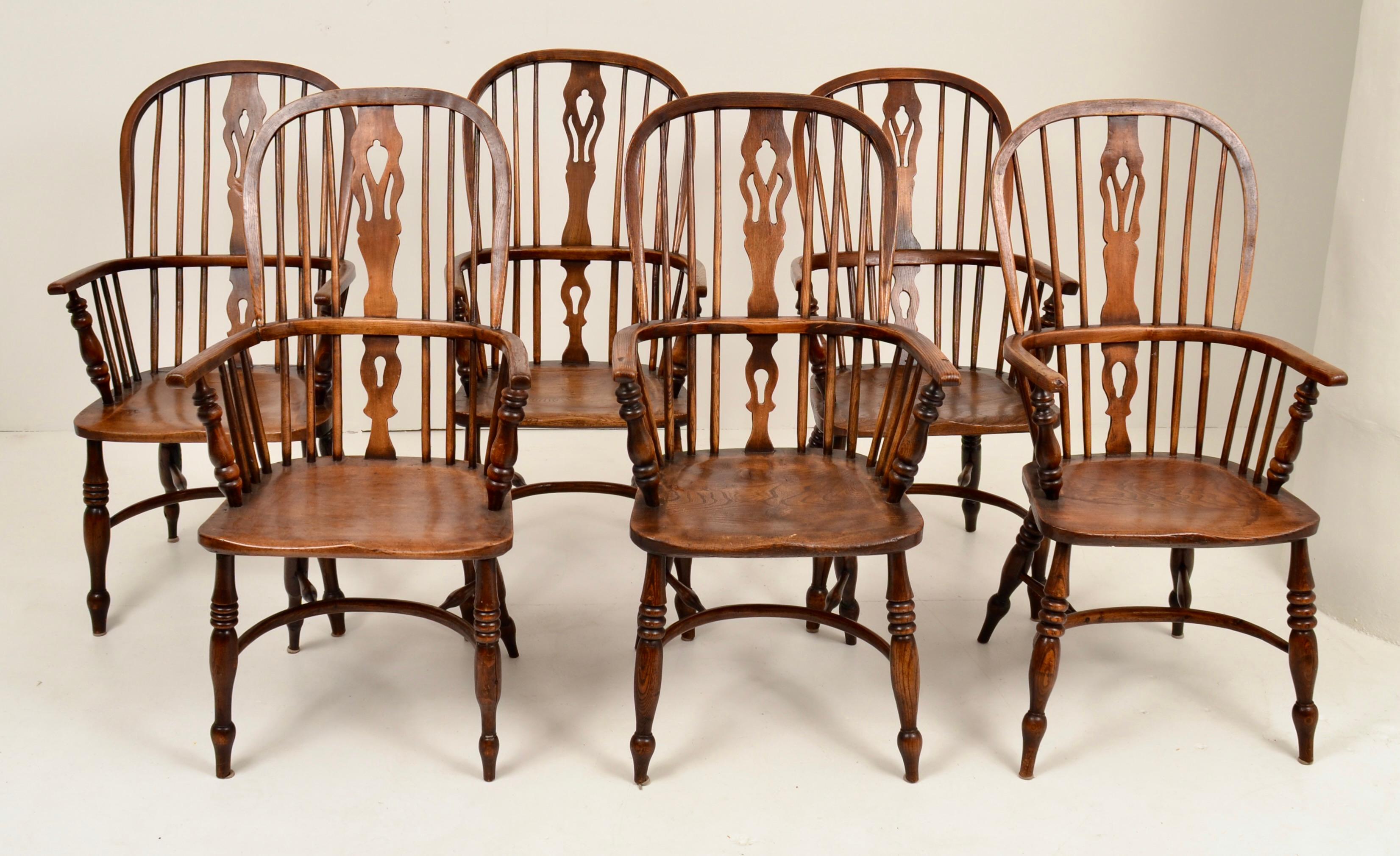 19th C English Oak Windsor Chairs - Set of Six For Sale 2