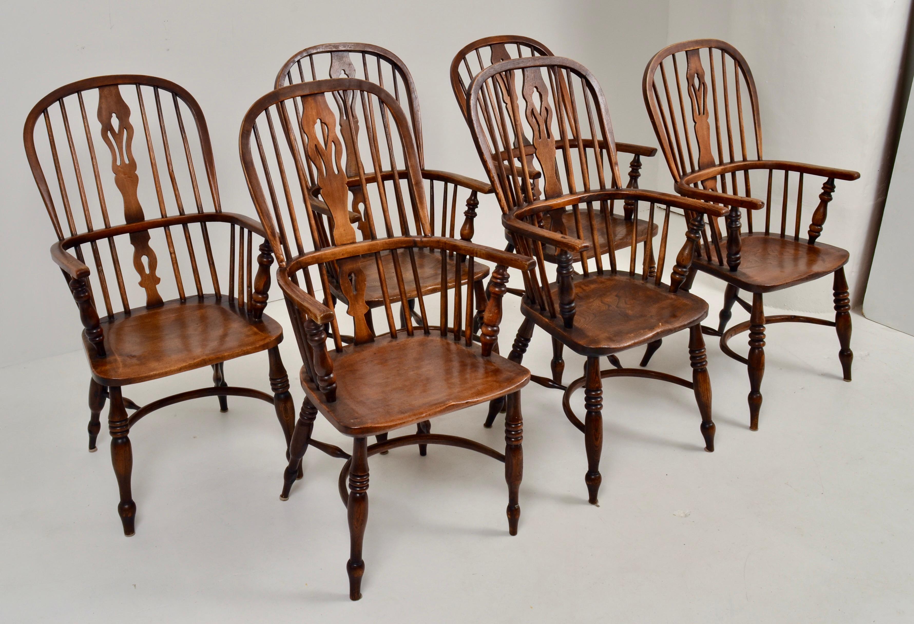 19th C English Oak Windsor Chairs - Set of Six For Sale 3