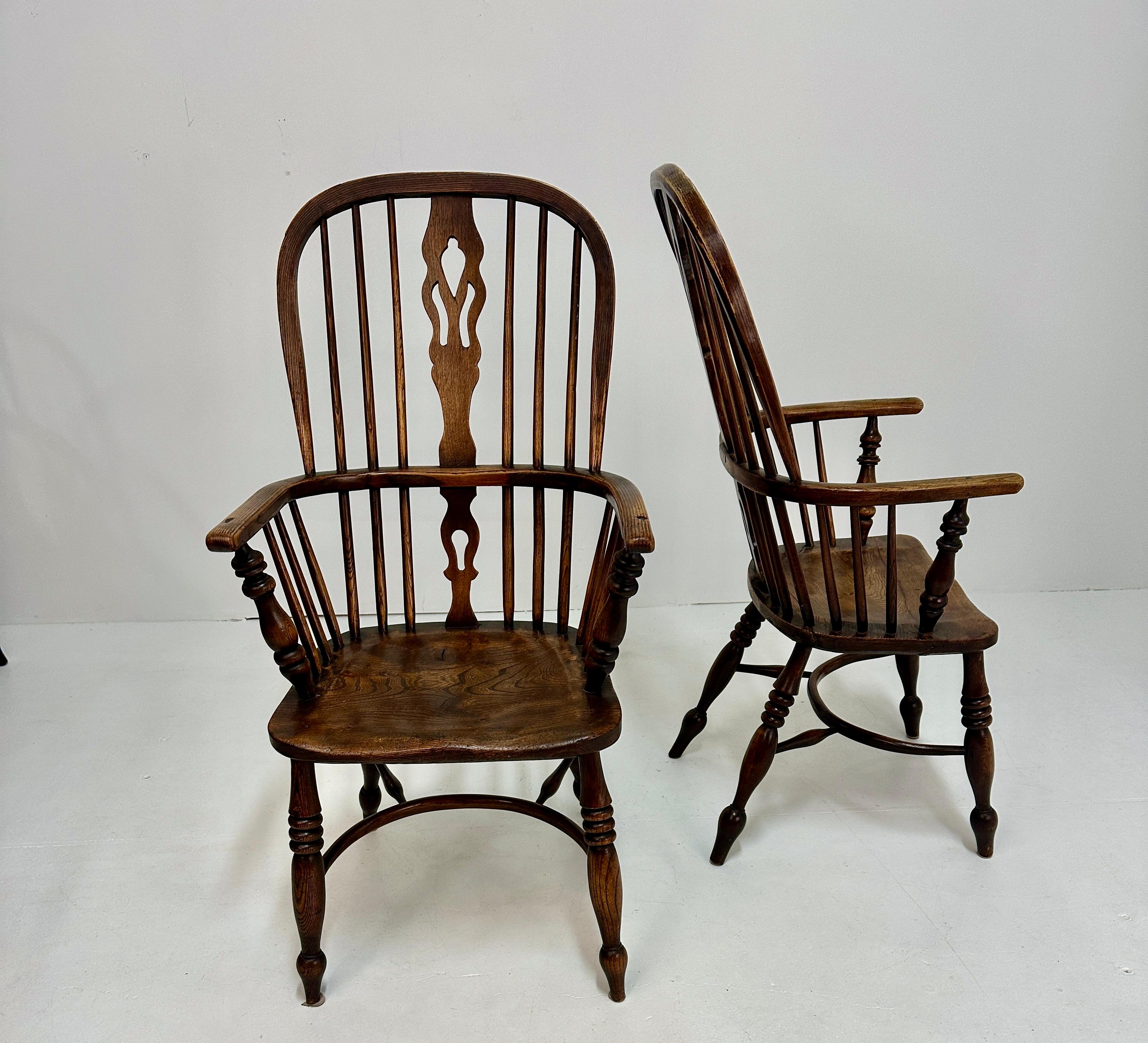 19th C English Oak Windsor Chairs - Set of Six For Sale 4