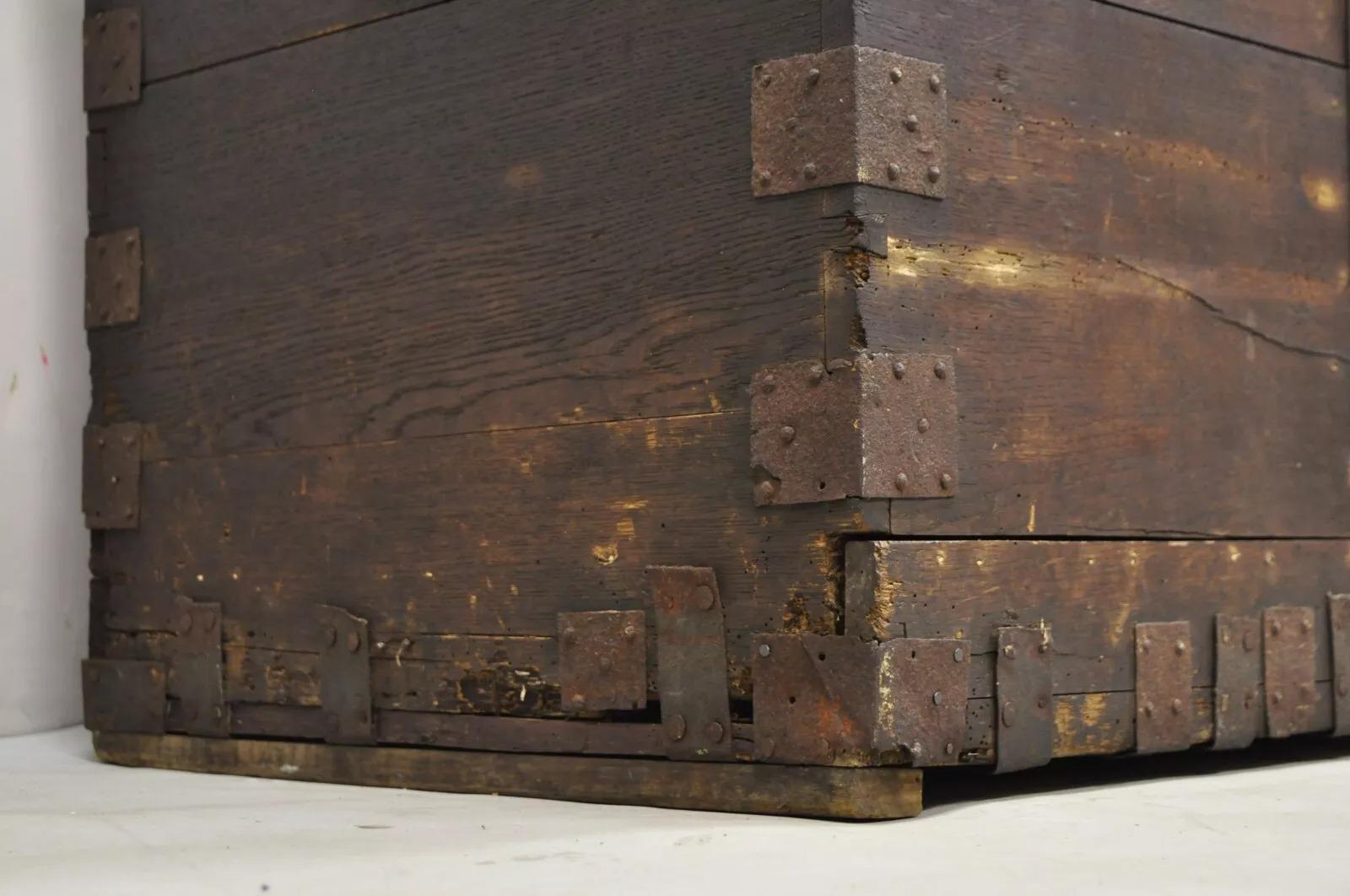19th C. English Oak Wood and Steel Banded Safe Storage Cabinet Chest Trunk For Sale 1