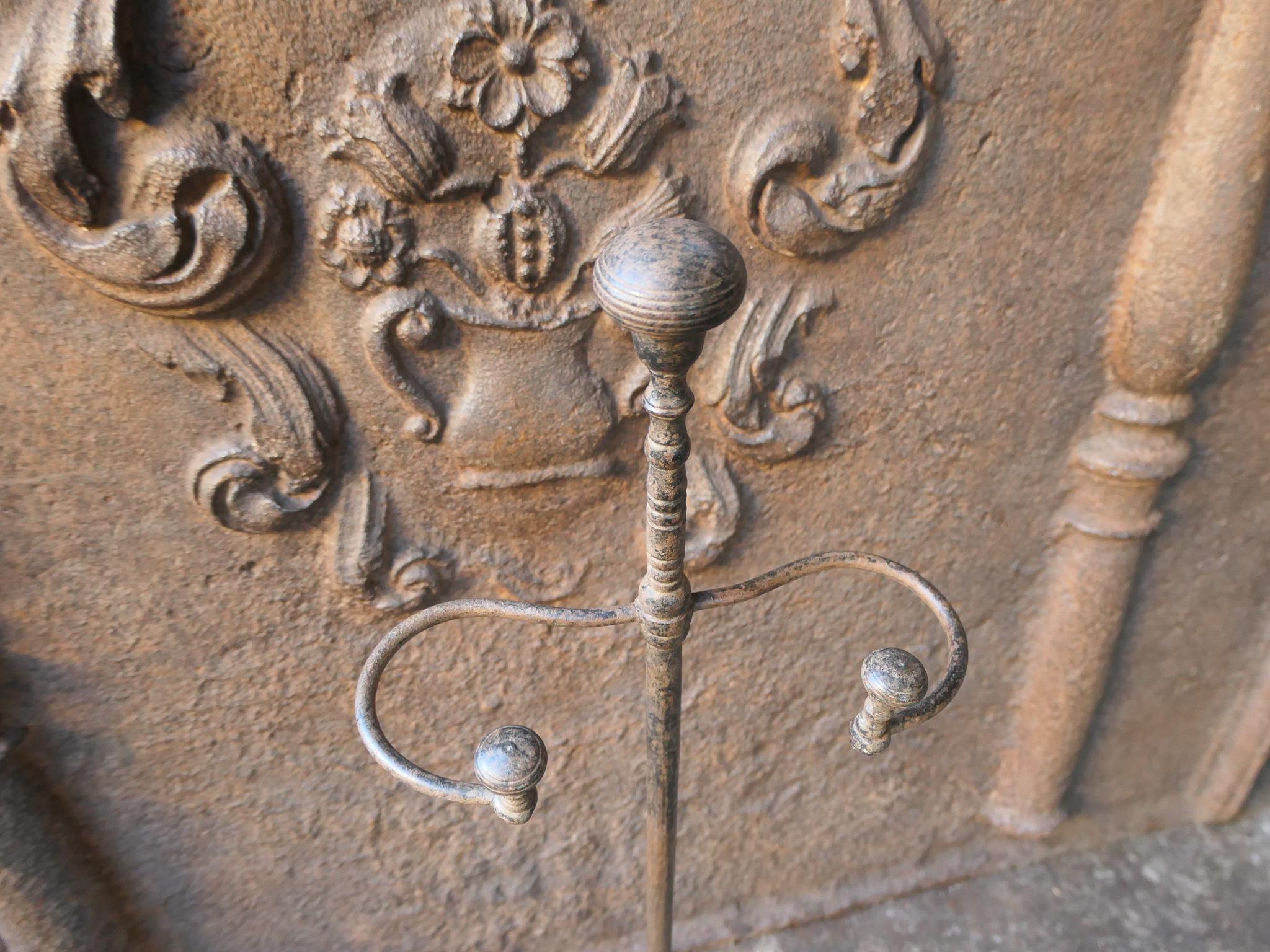 Set di accessori vittoriani in acciaio e ottone lucidato del 19° secolo in vendita 1