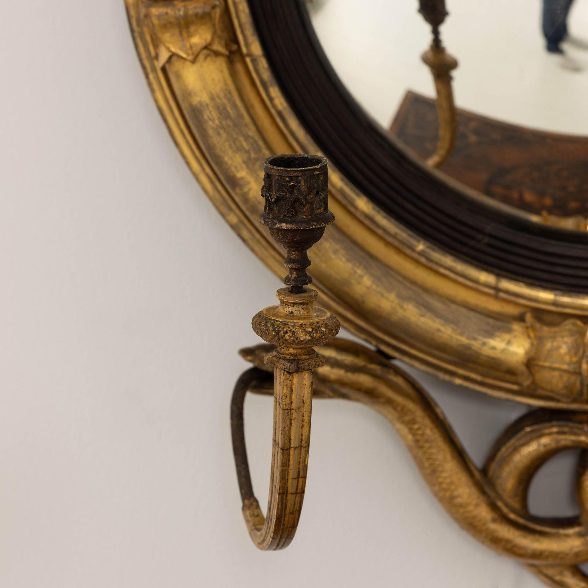 19th c. English Regency Convex Mirror in Original Giltwood In Excellent Condition For Sale In Wichita, KS